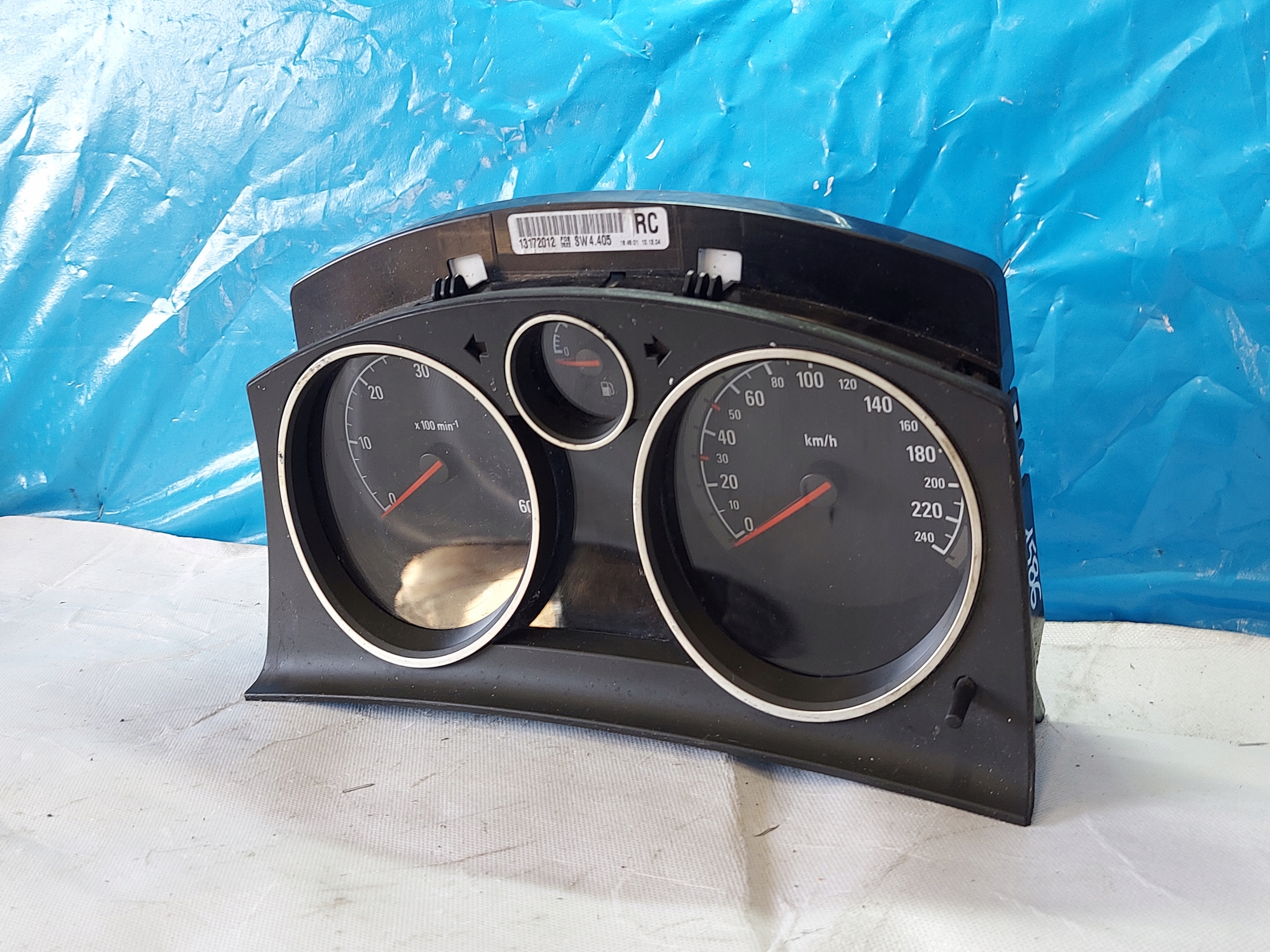 kilometar sat brzinomjer sat ASTRA H 1.9 CDTI 13172012