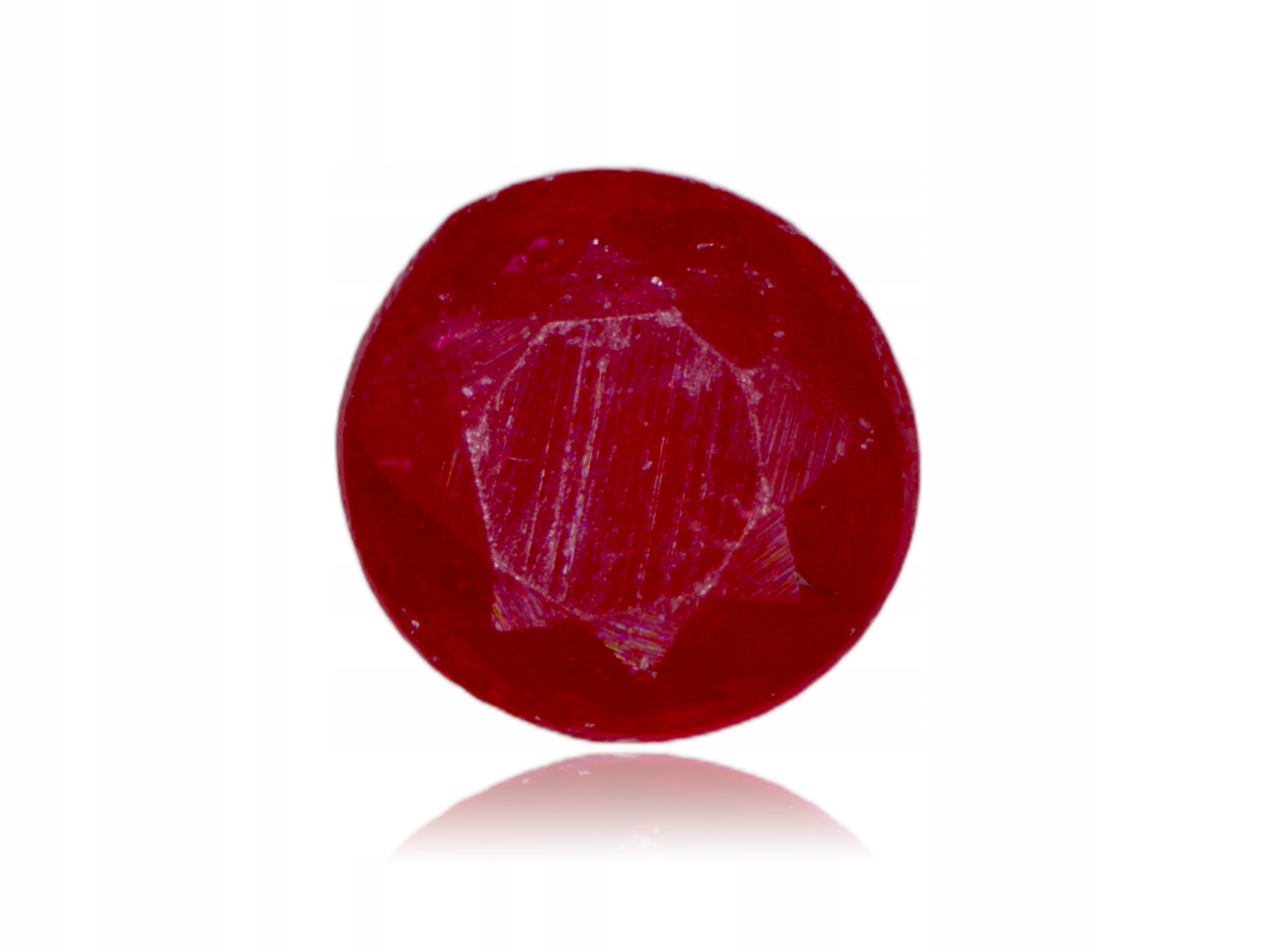 Rubín 0.09ct Kulatý Myanmar eCertifikát Wbd