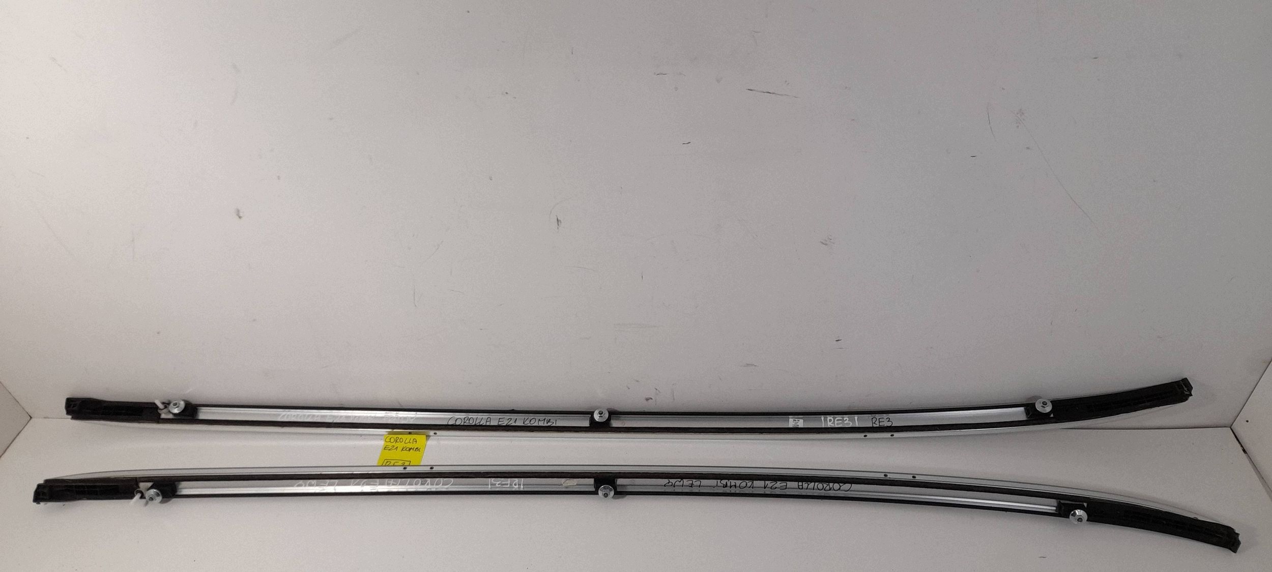 Toyota Corolla E21 Kombi Dachreling dach 774899452 (RE3)