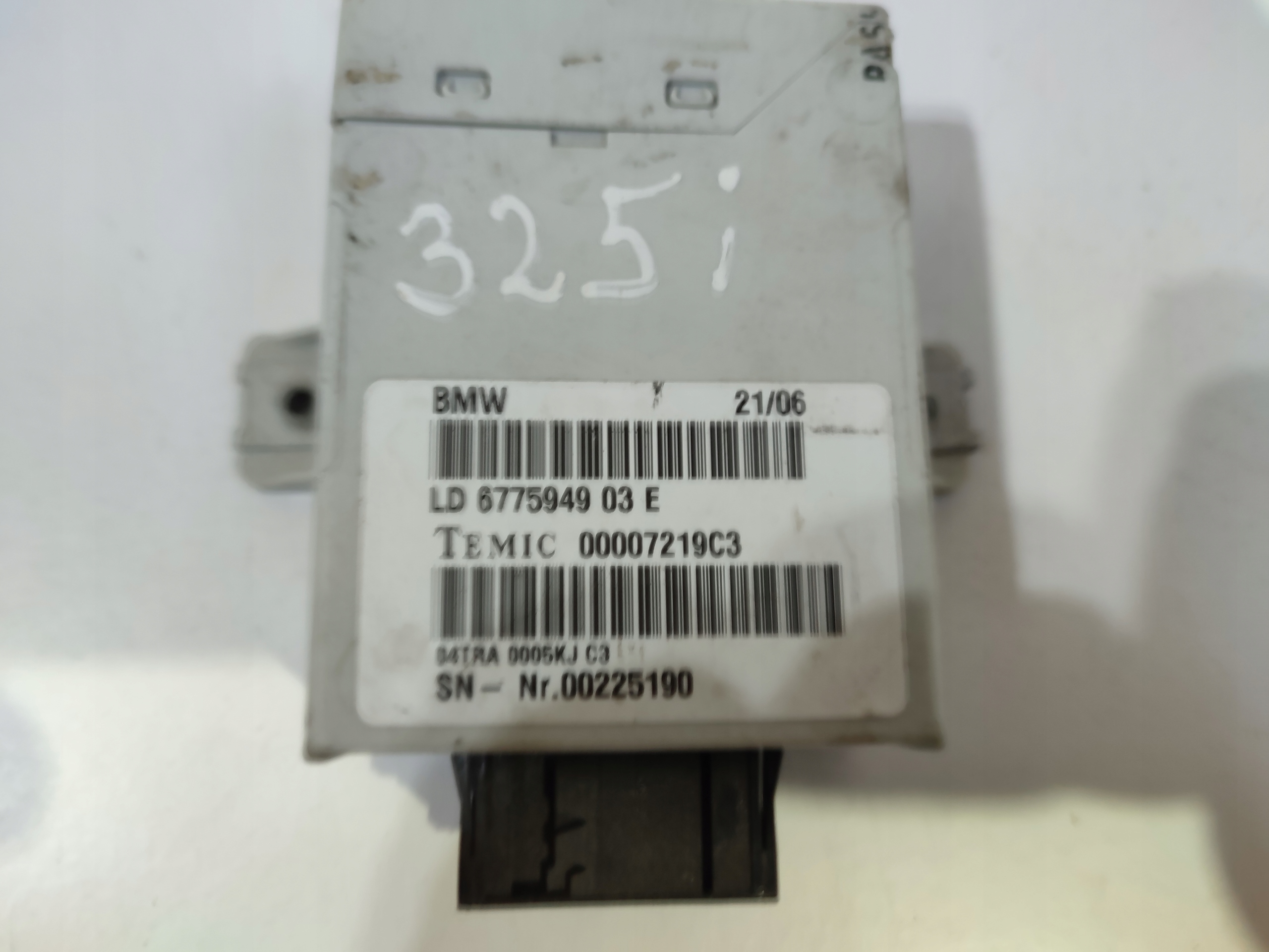 Module TEMPOMATU BMW E90 E91 E92 E93 325i 6775949