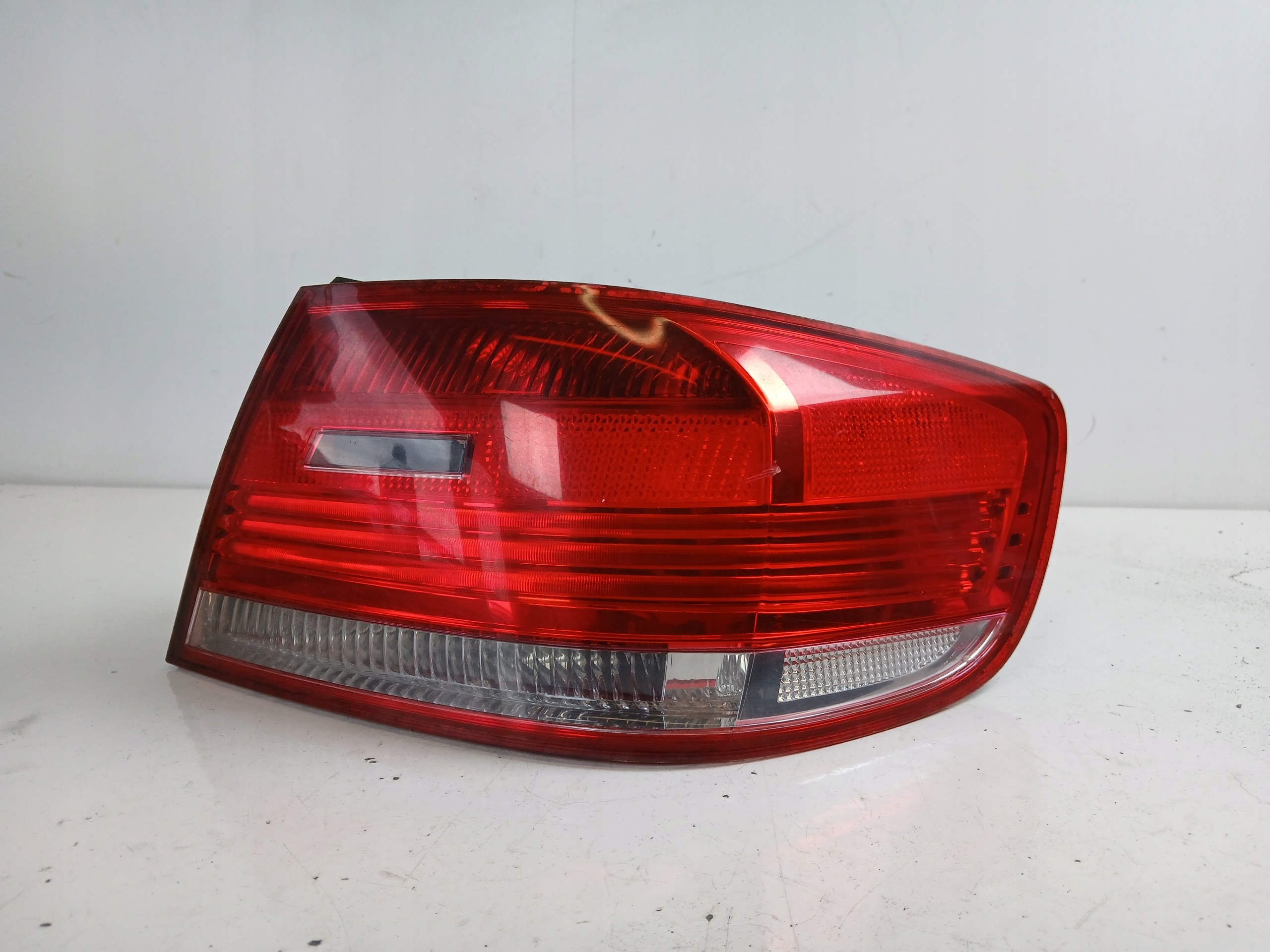 BMW E92 COUPE light right rear part W fender 7174404 UK pre facelift