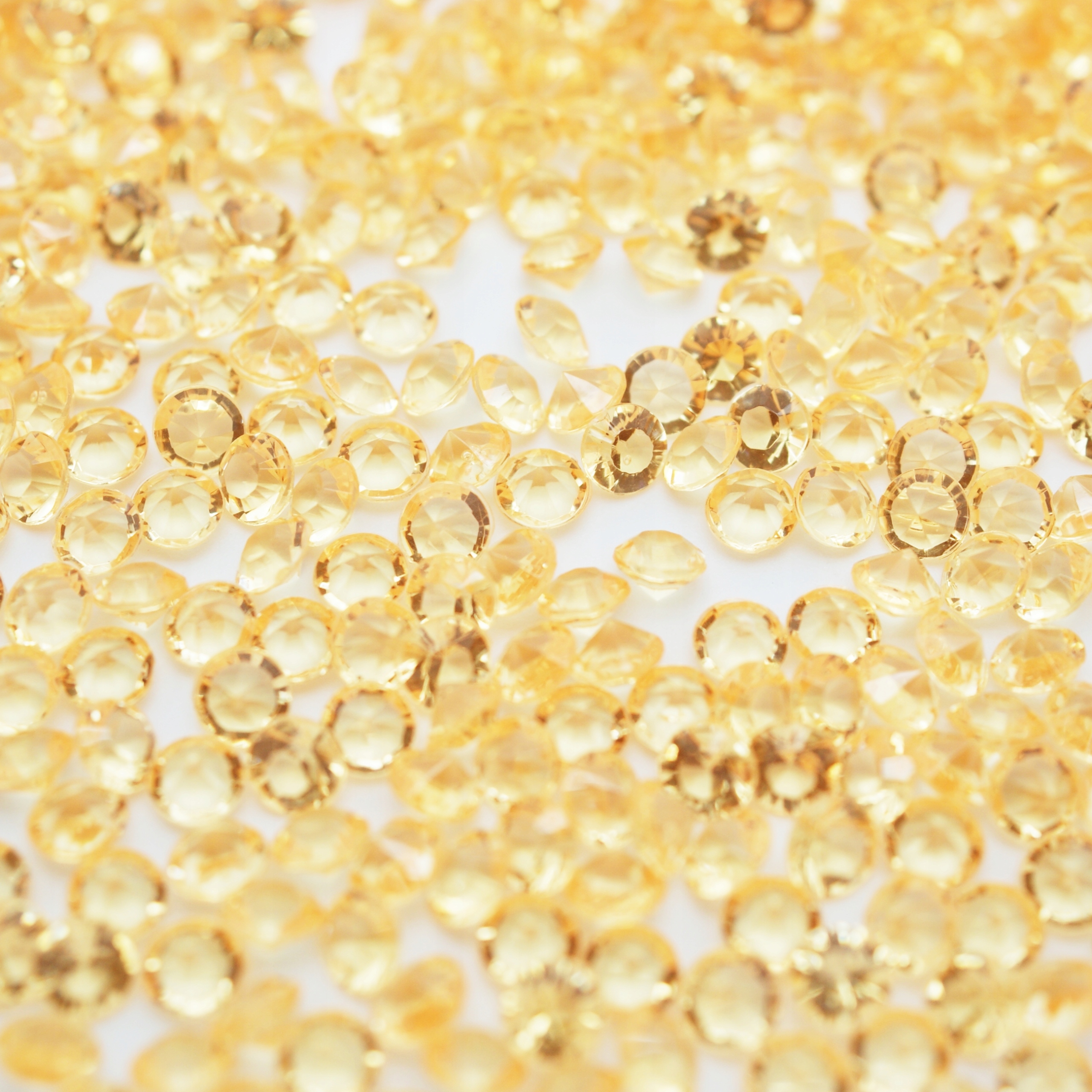 

Konfetti Diamenty Kryształki Złoty 4,5mm 2000