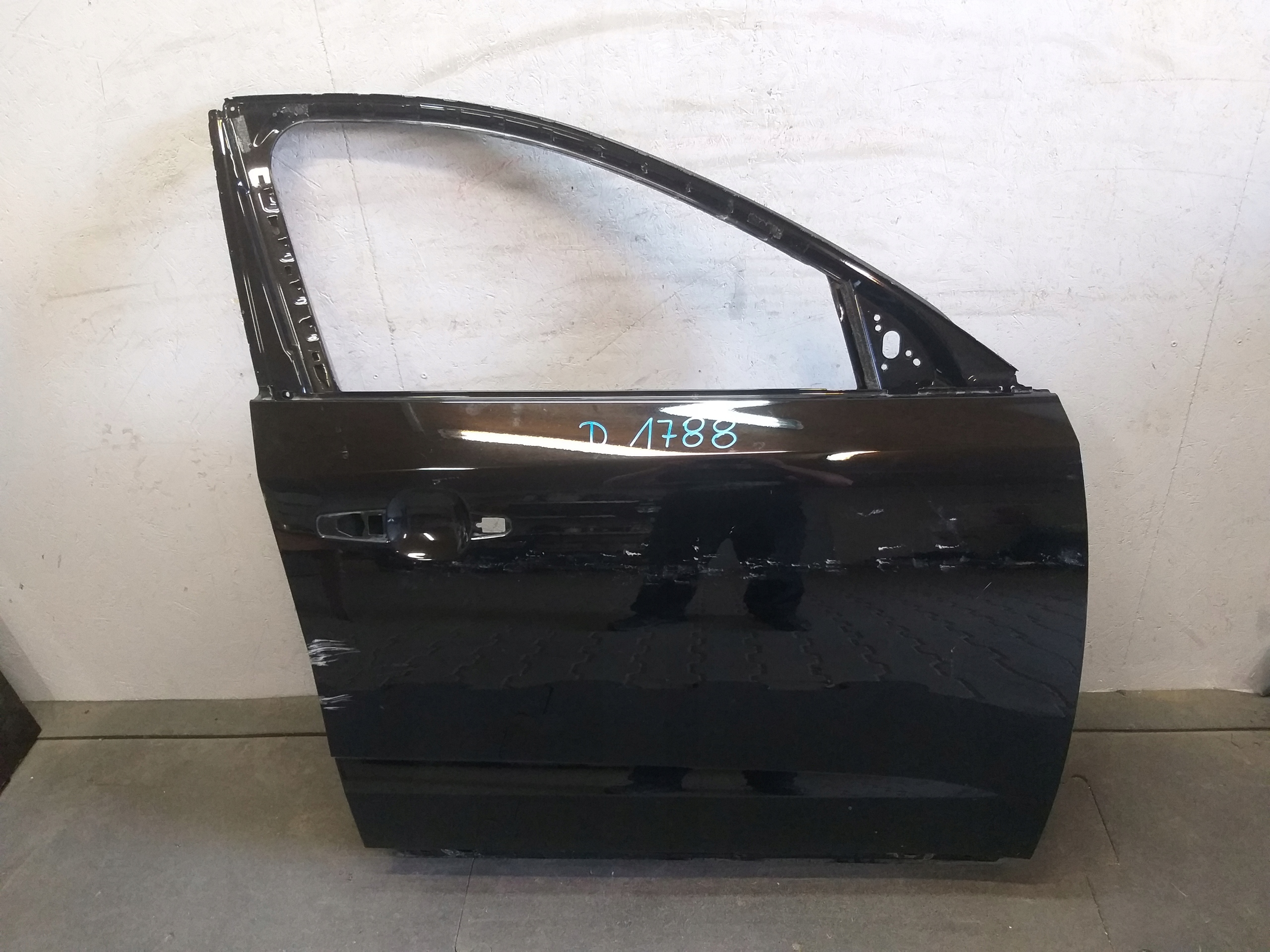 door front right JAGUAR E PACE X540