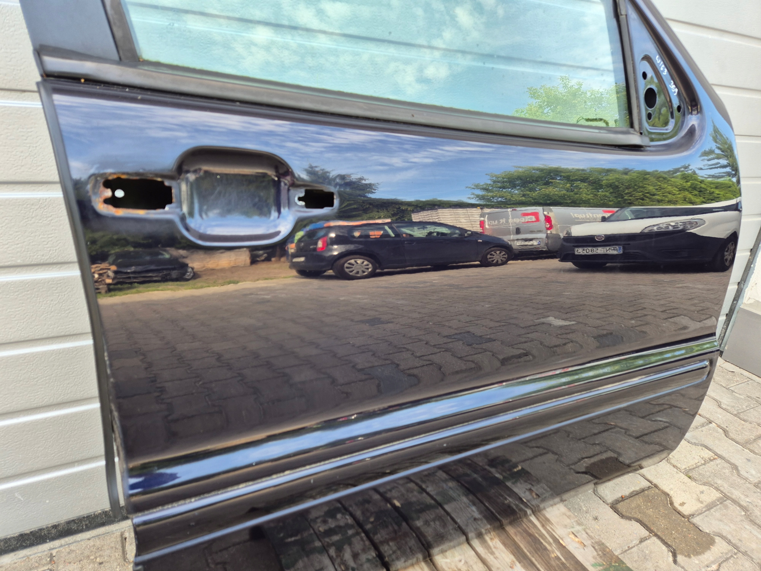 MERCEDES W163 ML lifting DRZWI PRZEDNIE PRAWE SZYBA MECHANIZM 359 Strona zabudowy przód - prawa