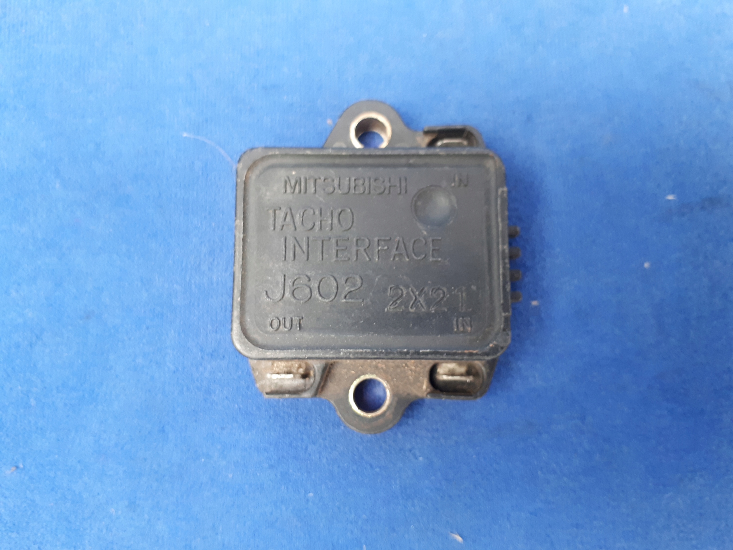 MITSUBISHI MODUL ZAPLONU J602 TACHO INTERFACE