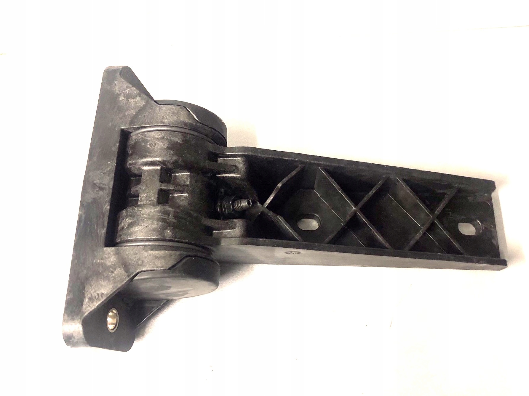 ZAWIAS OWIEWKI ZA KABINĄ MAN TG3 TGX 2020- SPOILER PAKIET AERO 2020-