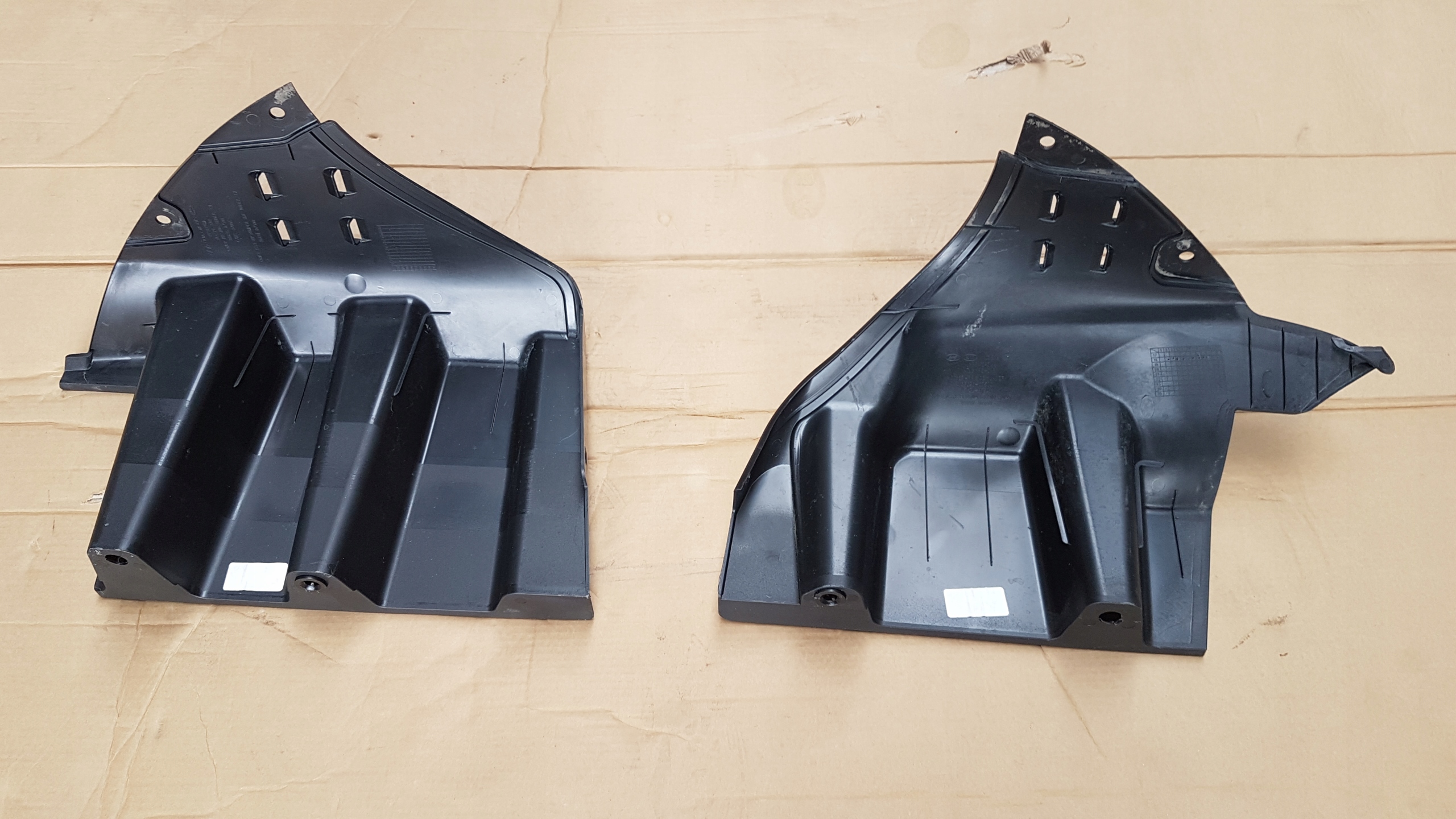 OSŁONA OBUDOWA LEWY TYŁ 86695-D7000 TUCSON II