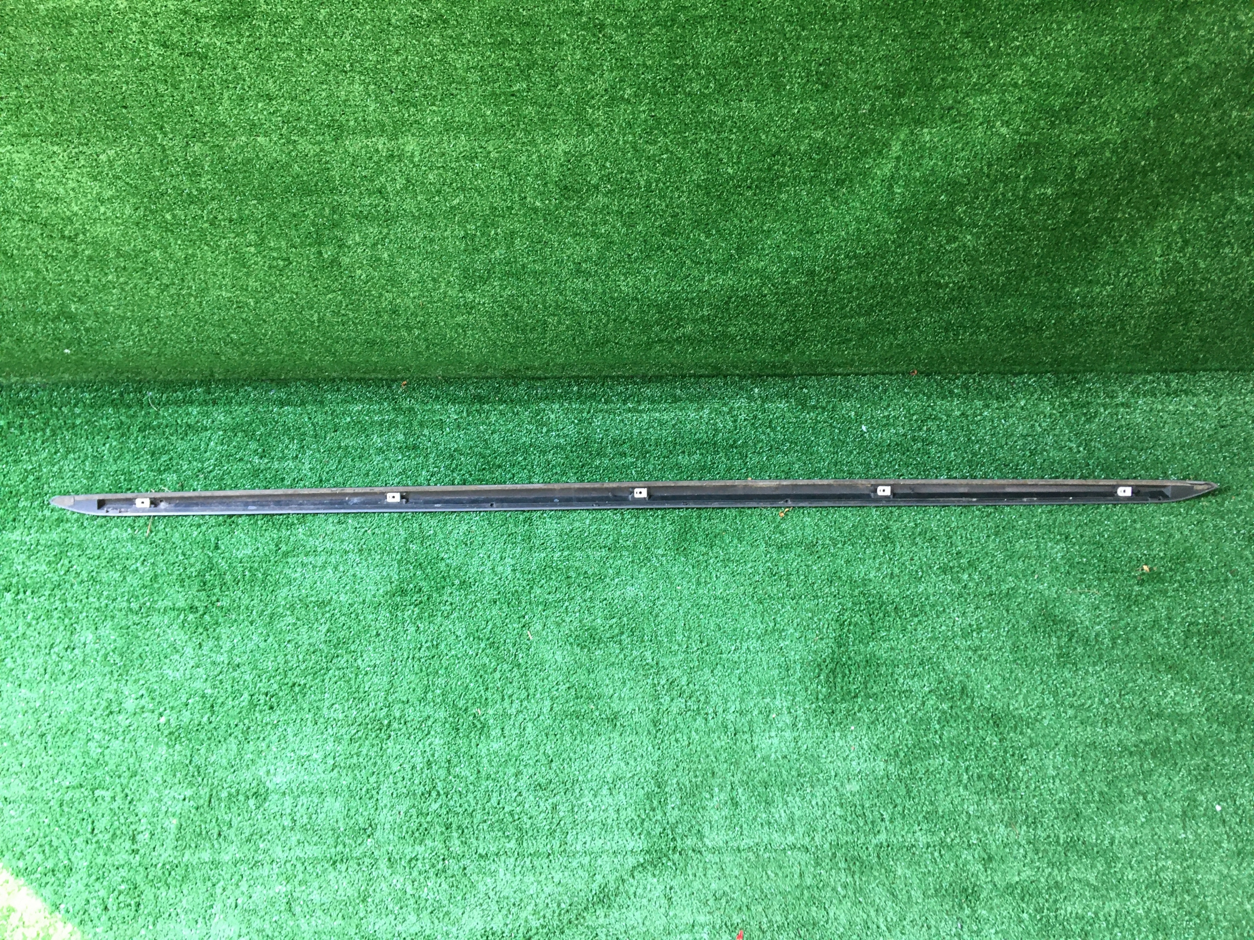 Audi A4 8W moulding right S Line 8W0853932