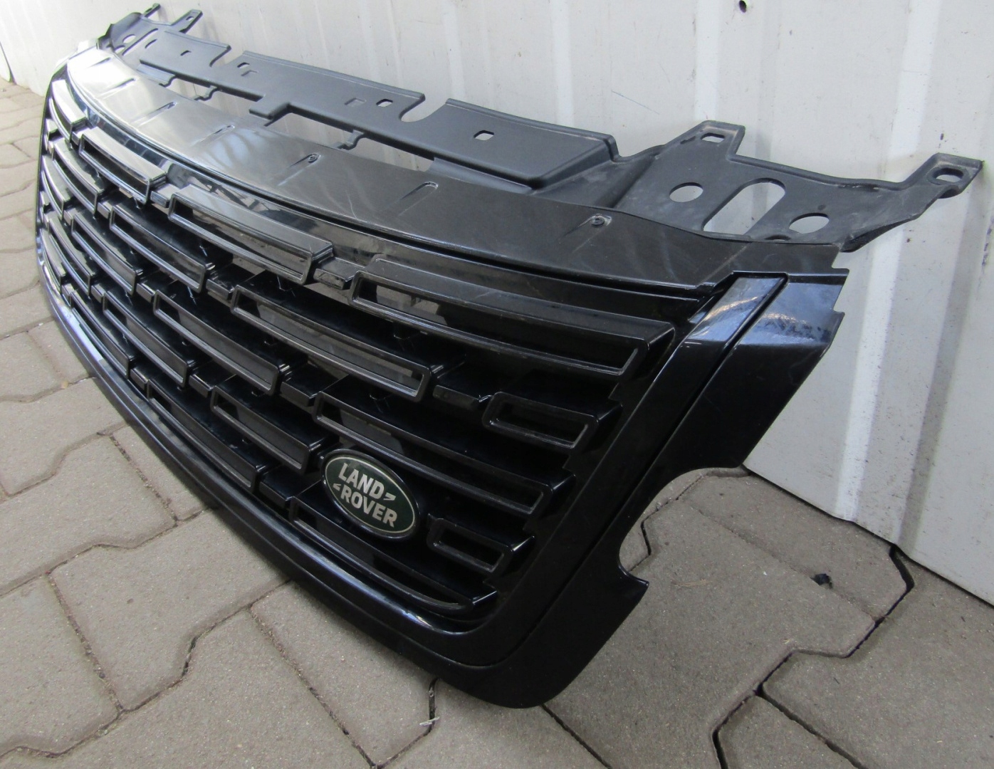 Grill atrapa zderzak przód RANGE ROVER VELAR L560 LIFT 2023- Producent części Land Rover OE