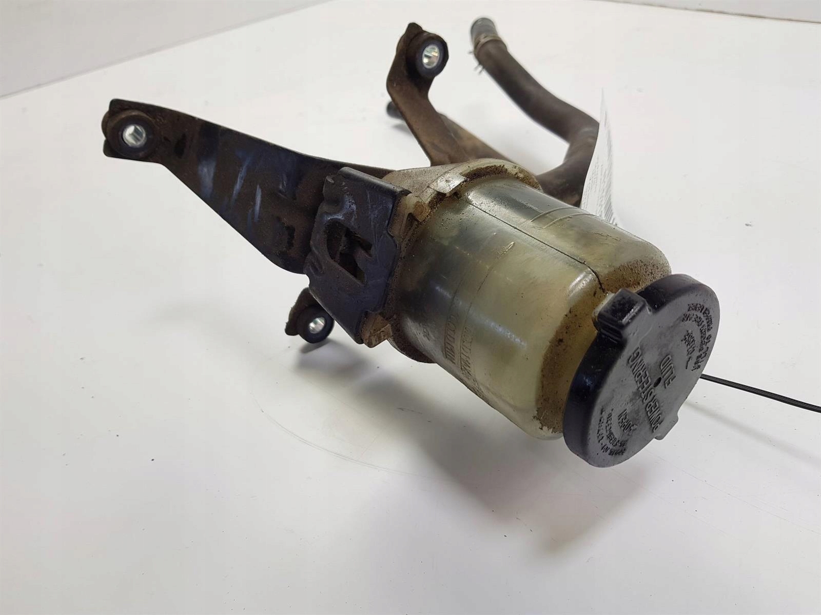 Бачок гидроусилителя 4.0 V6 TOYOTA FJ CRUISER