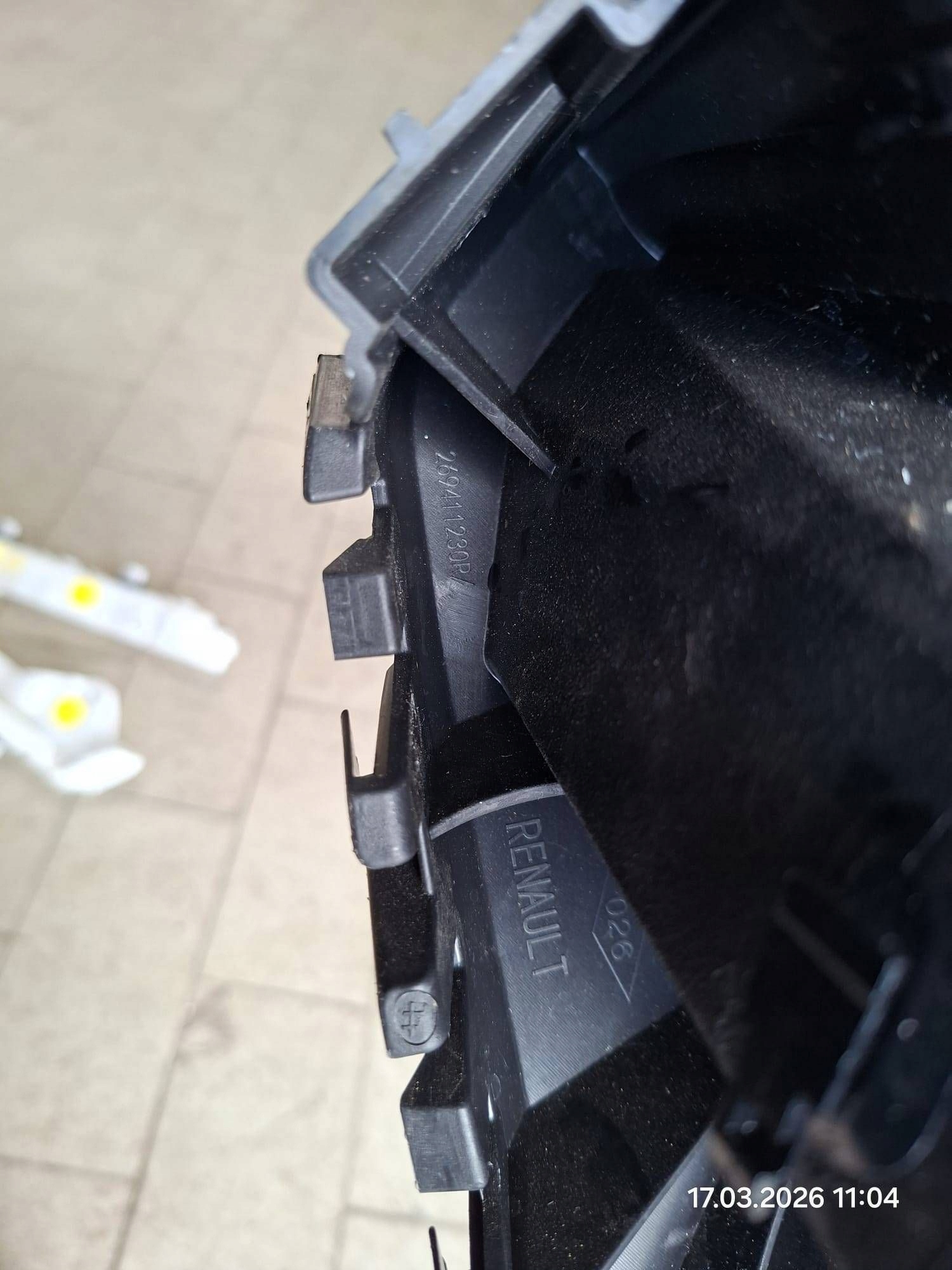 bumper bracket rear part side right Renault Scenic E-Tech V 269411230R