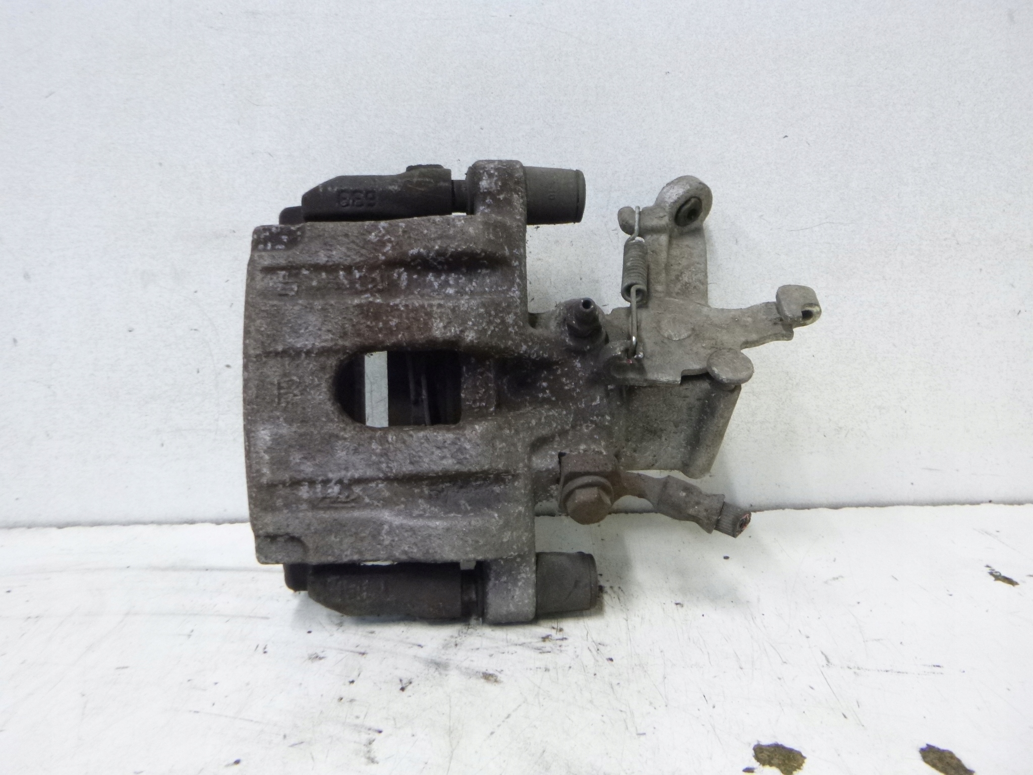 caliper brake rear part Opel Signum 2.2 2004r.