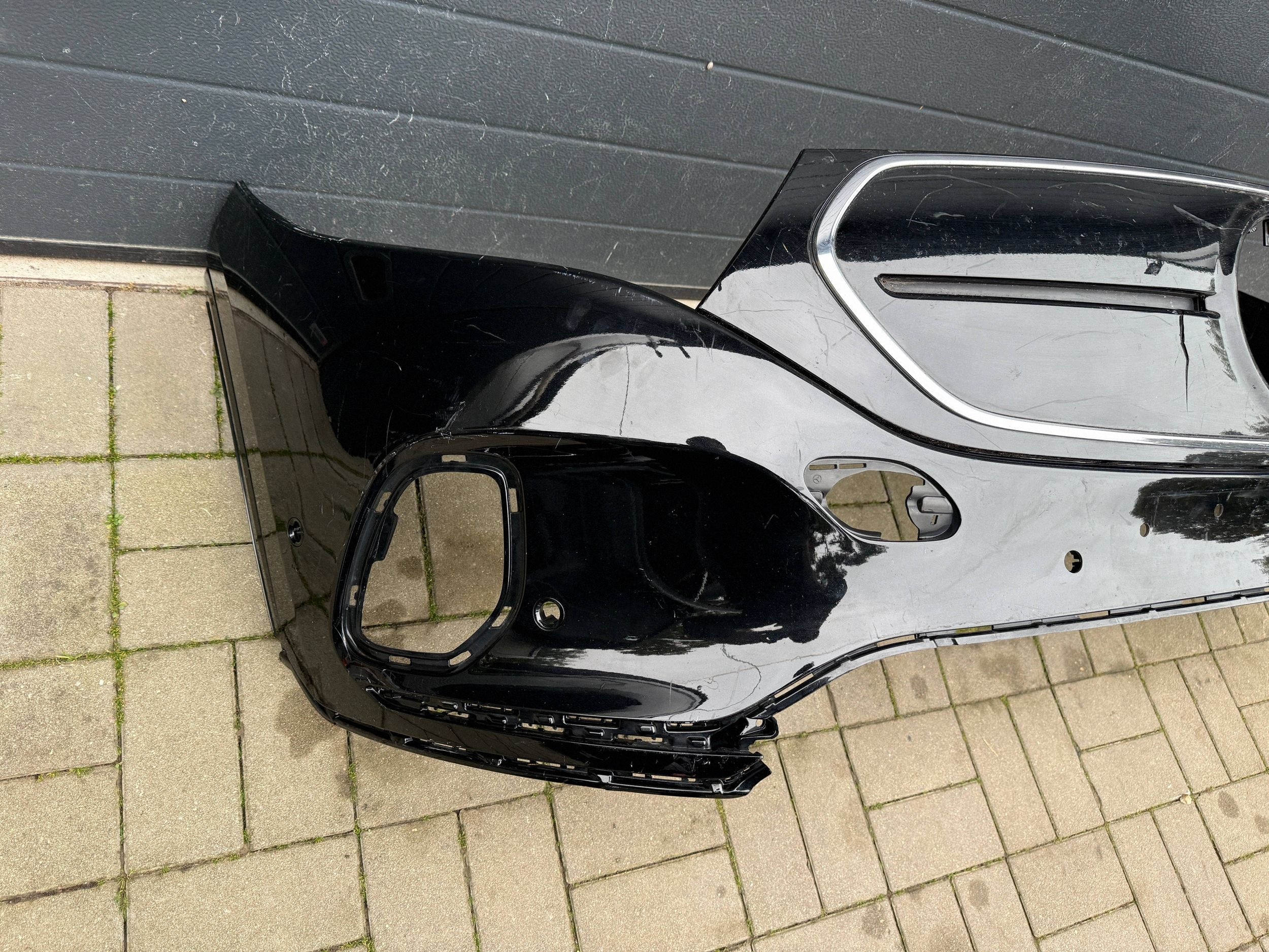 Mercedes Eqa A243 nárazník předek přední
