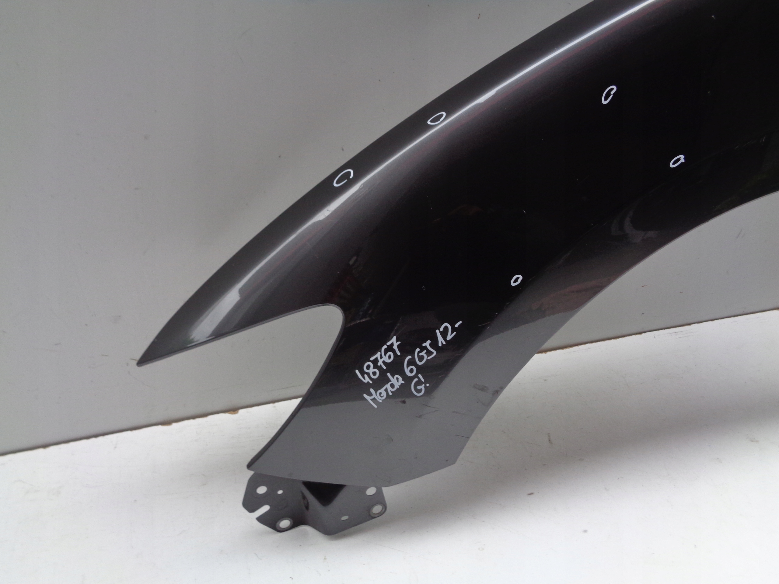 fender left front VOLVO XC60 II 17- NR 47642