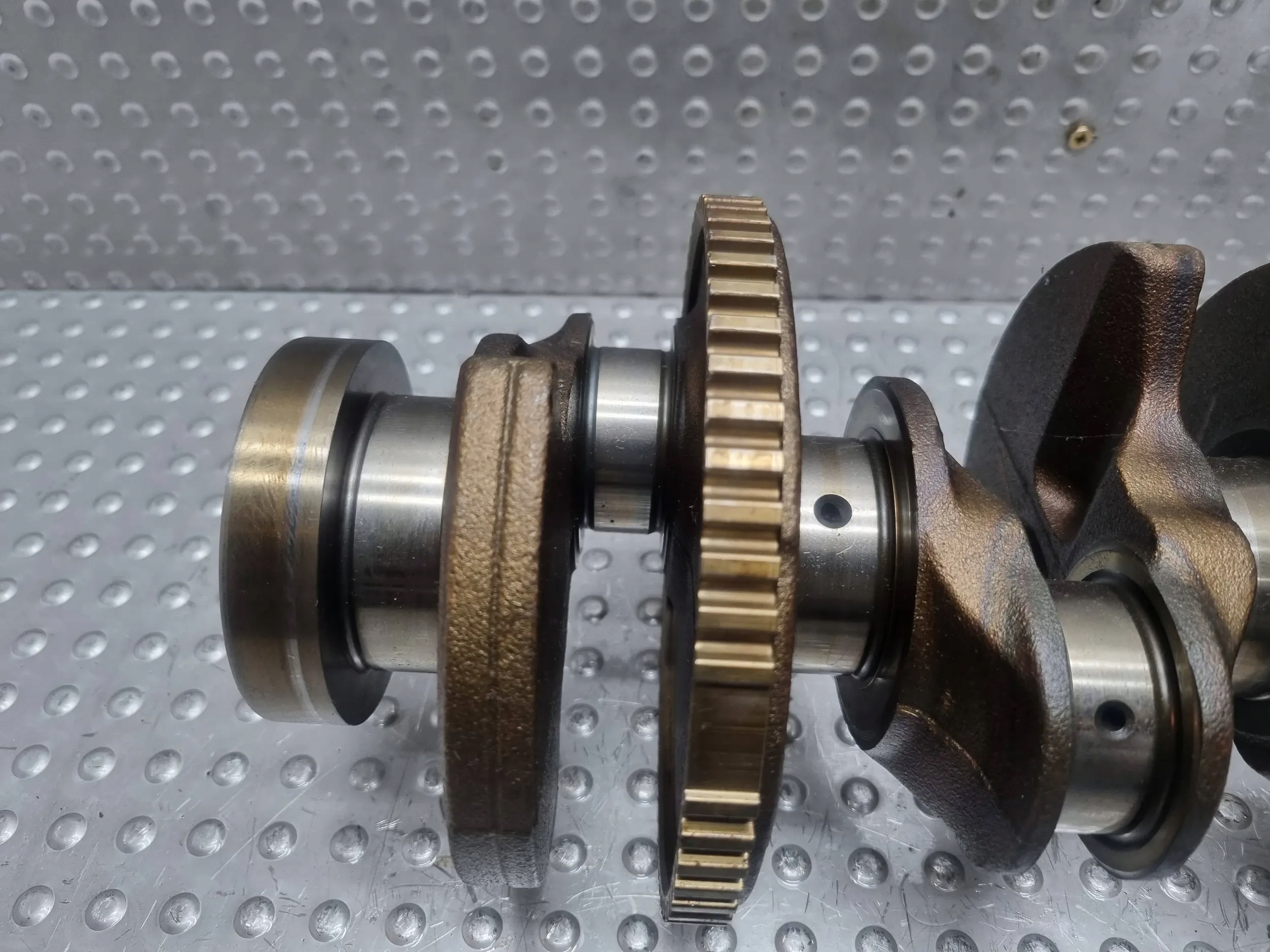 crank NOMINAL AADS1122314151 HUB 81 BMW E46 1.8i N42B18AB