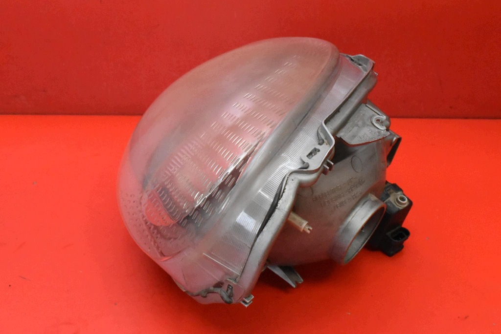 REFLEKTOR left light front EU 7700311371 RENAULT TRAFIC 2 II 01-06