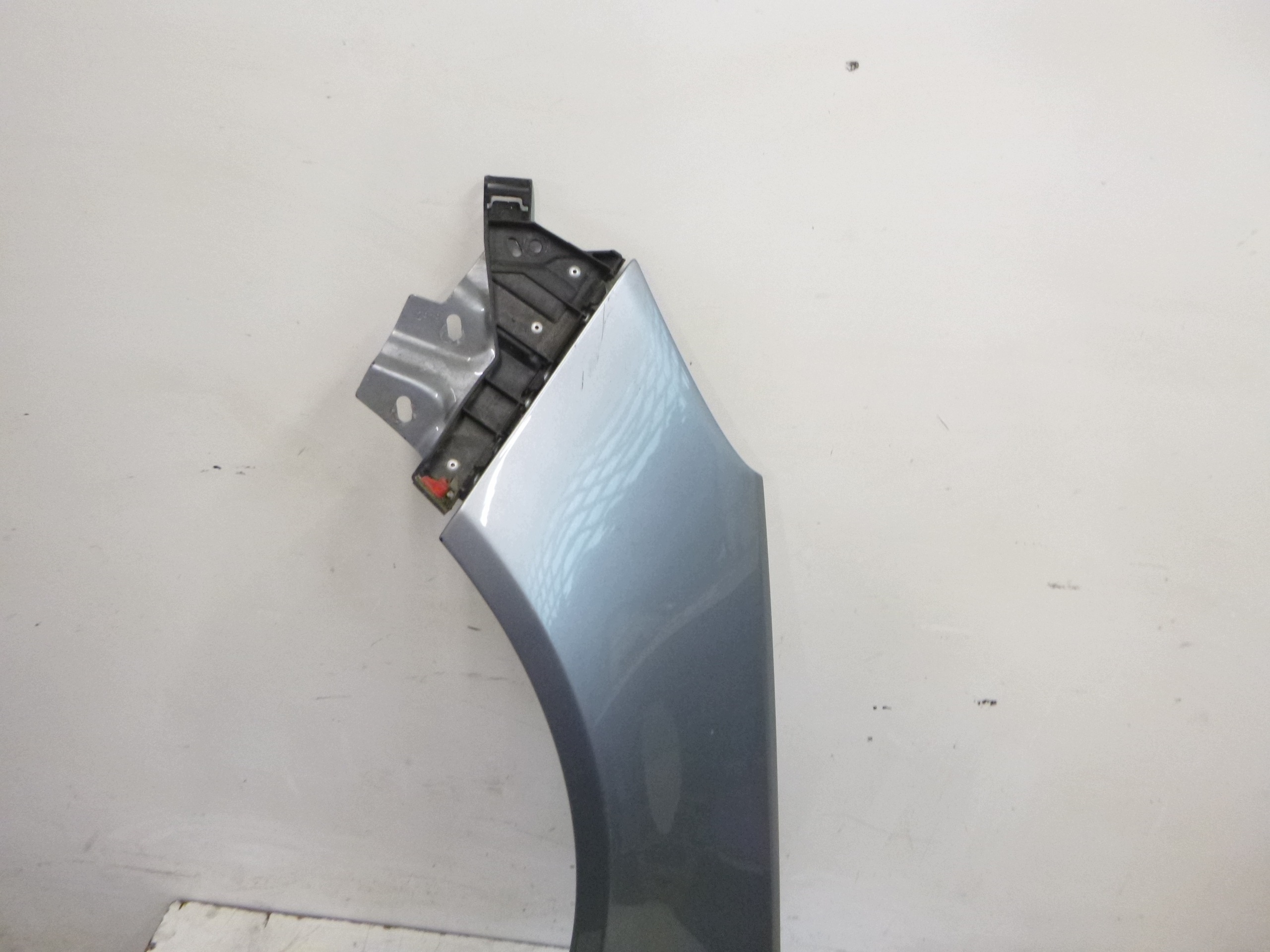 fender left Opel Insignia A Kombi code Z179 Srebrna 2008 – 2017