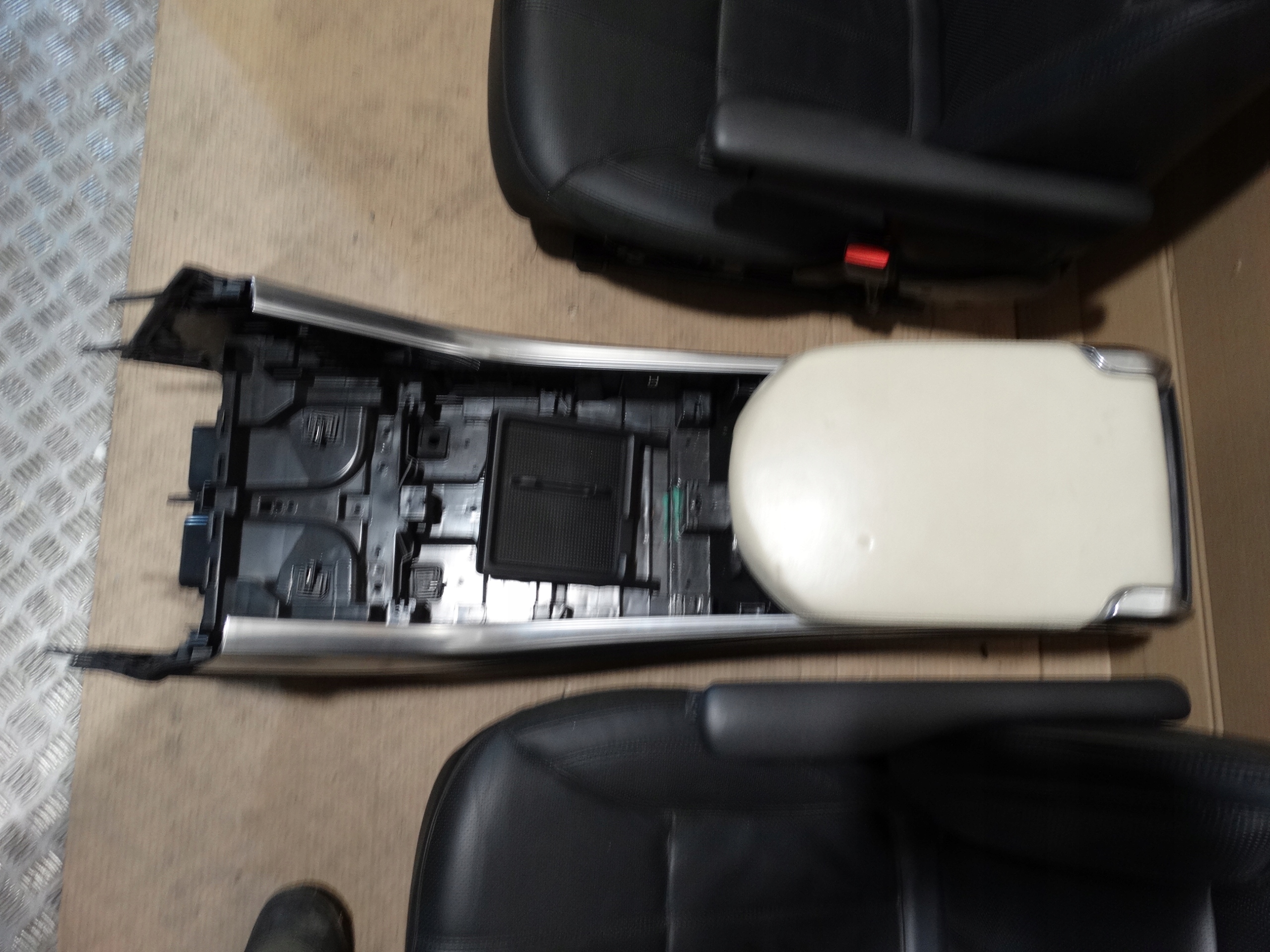 комплект. кресла кожа RANGE ROVER L494 1