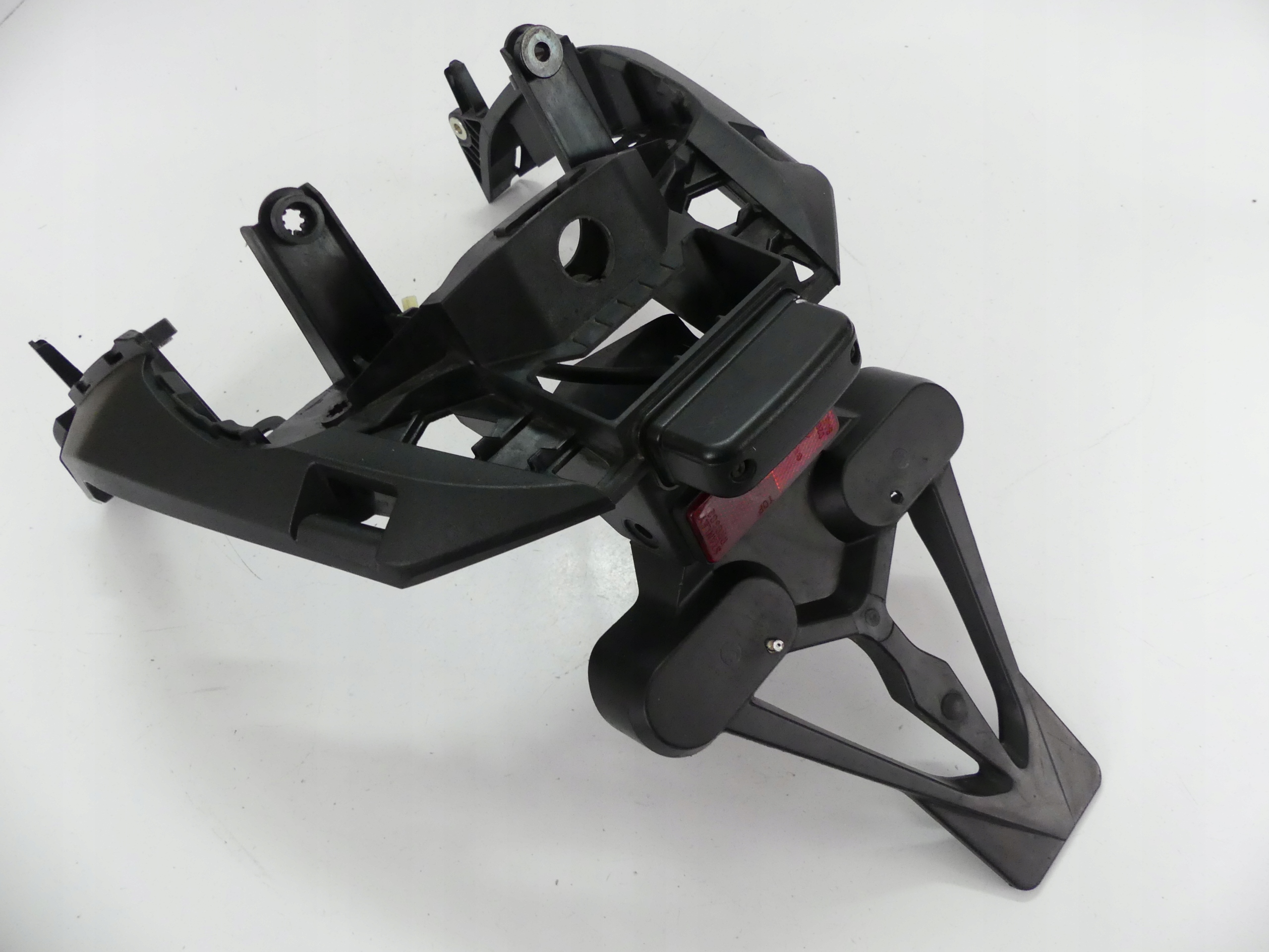 STELAŻ MOCOWANIE TABLICY HONDA VFR 800 F 17+