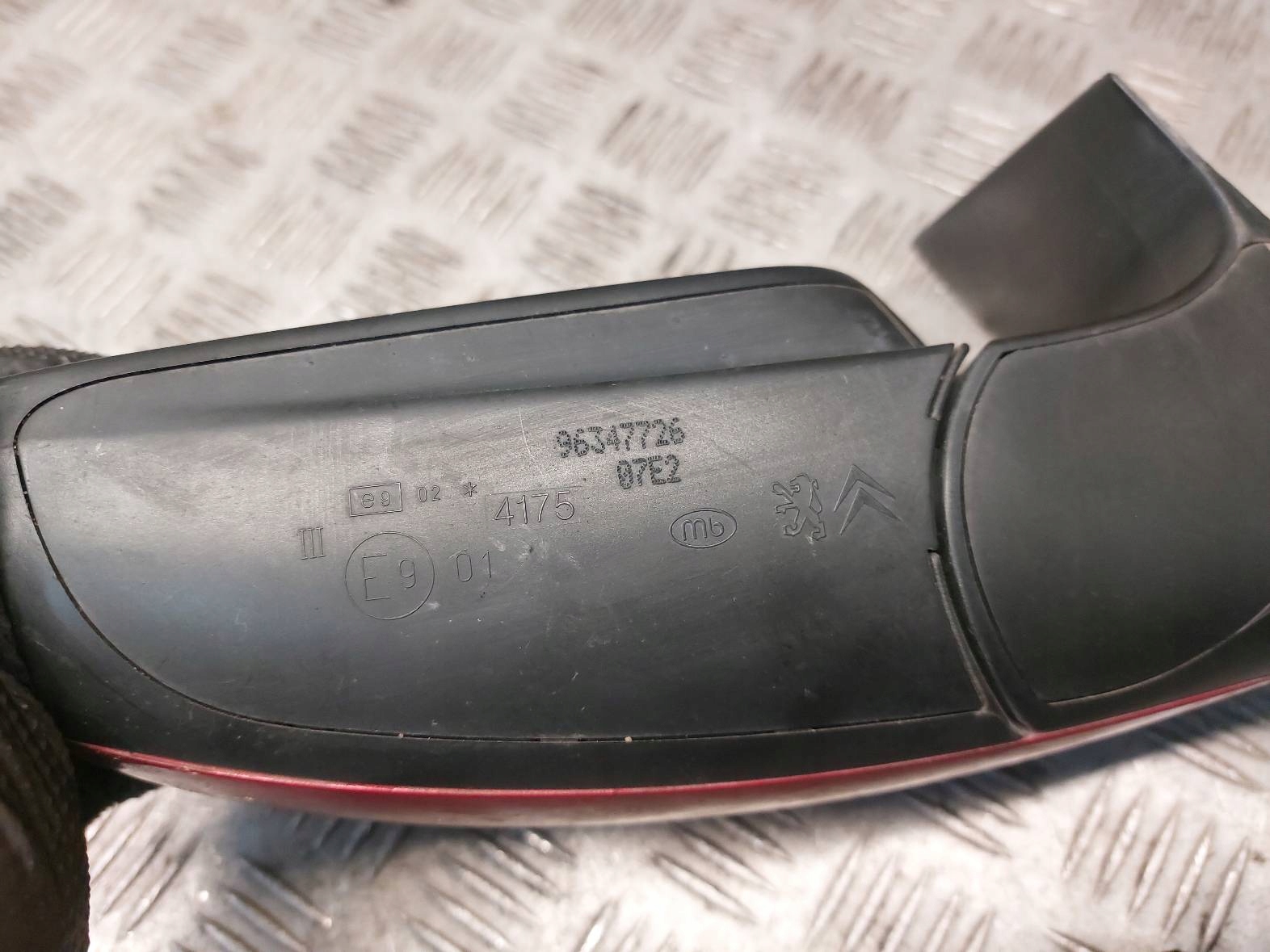 mirror left electrics PEUGEOT 307 and 96347726 EKQD 5 PIN