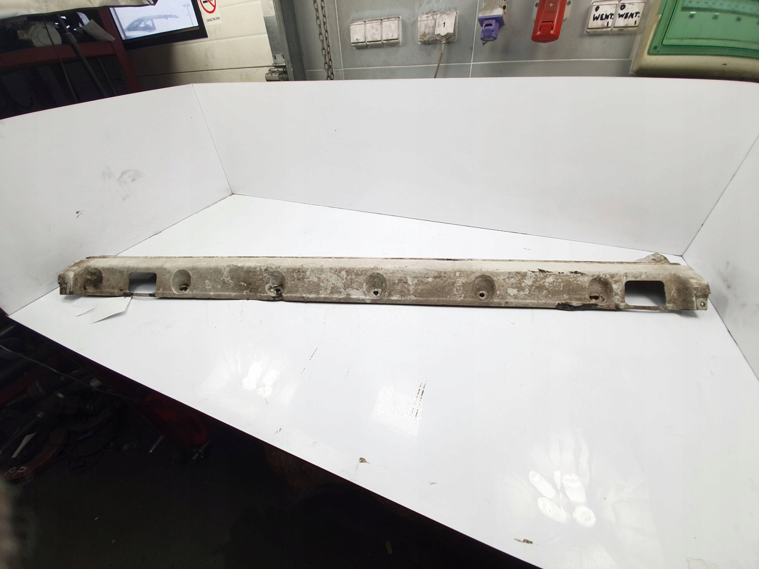 ЛЕВЫЙ ПОРОГ LAND ROVER RANGE ROVER VOGUE