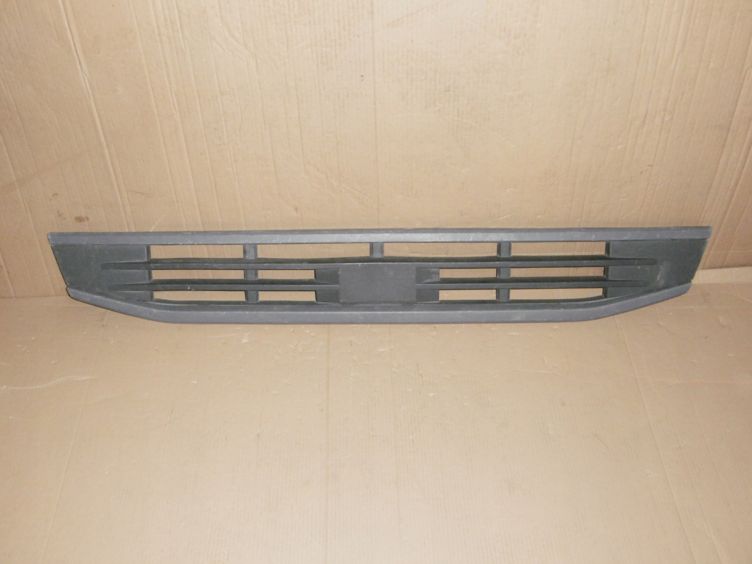 KRATKA STOPIEŃ ŁAWKA GRILLA VOLVO FH 5