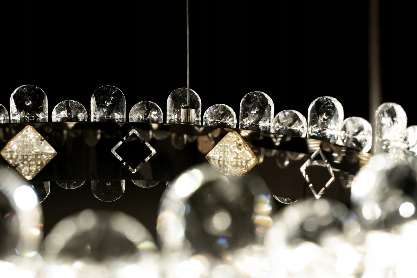 LAMPA KRYSZTAŁOWA SUFITOWA PLAFON CHROM LED PILOT Marka TOOLIGHT