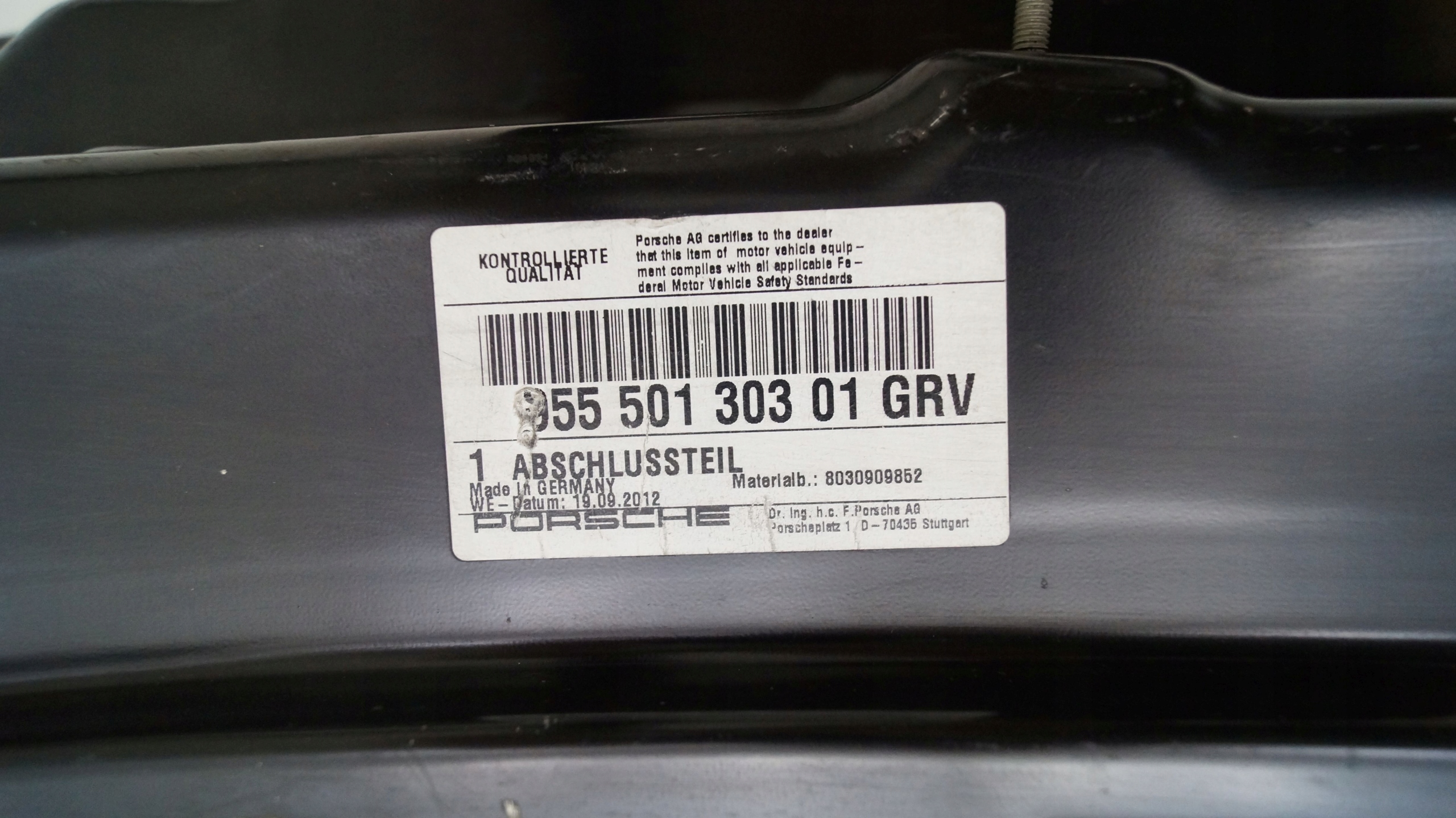 PORSCHE CAYENNE I 7L5 02-10 PAS TYLNY TYŁ ŚCIANA T Numer katalogowy części 7L5818308A