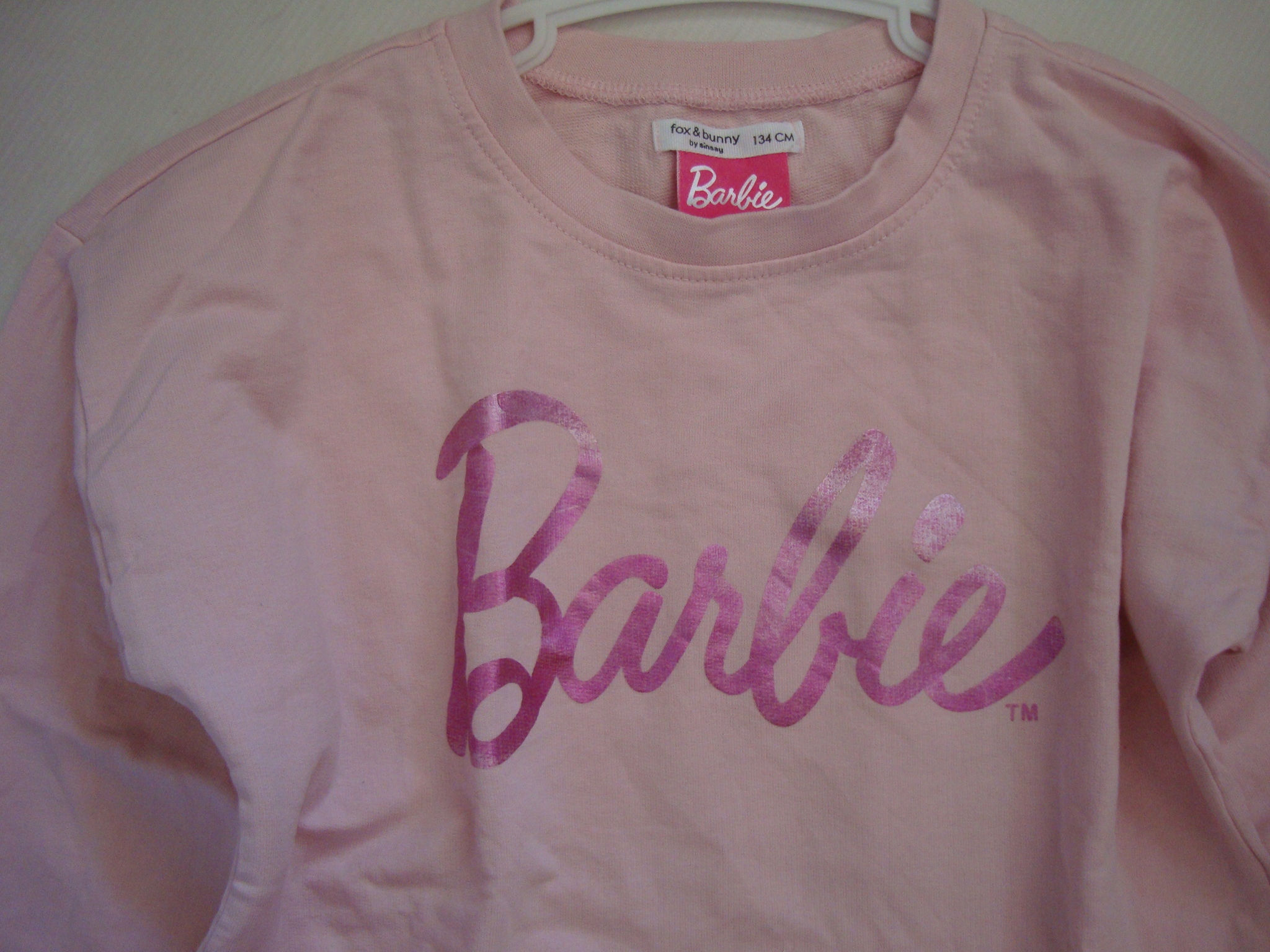 BLADO-RÓŻOWA bluza napis BARBIE r.134 Marka Sinsay