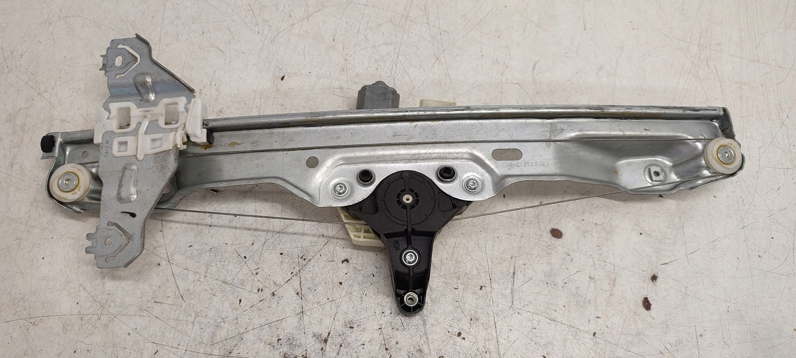window regulator left front mechanism Renault Kadjar