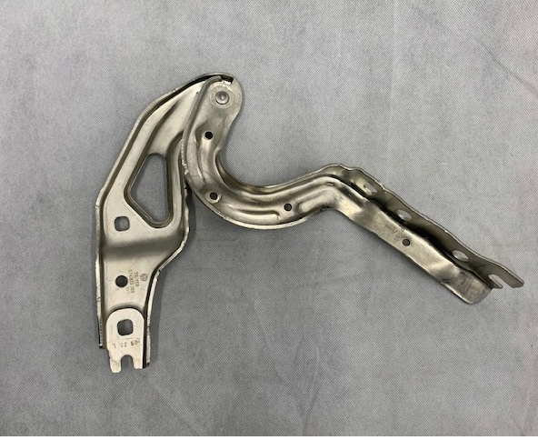 ZAWIAS MASKI KLAPY PRZÓD SKODA KAROQ LEWY Typ samochodu Samochody osobowe