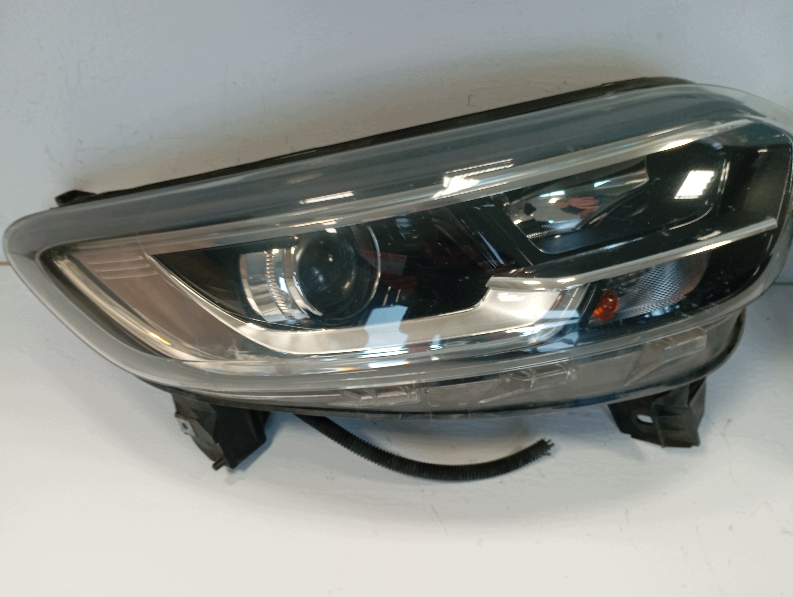 light lights RENAULT KADJAR 260104607R 260602051R