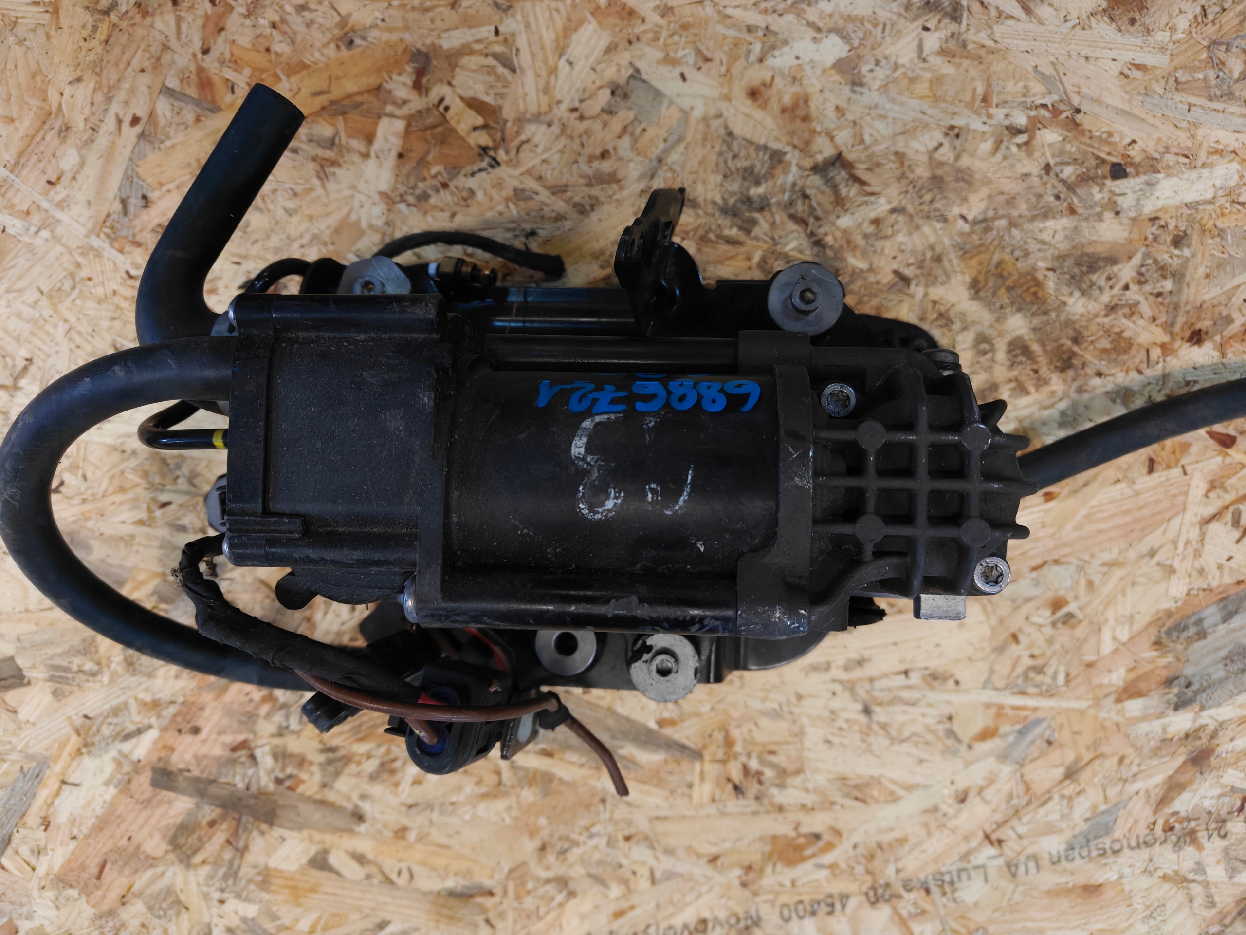 compressor; springing BMW 5 G30 G31 G32 6 GT 6886721
