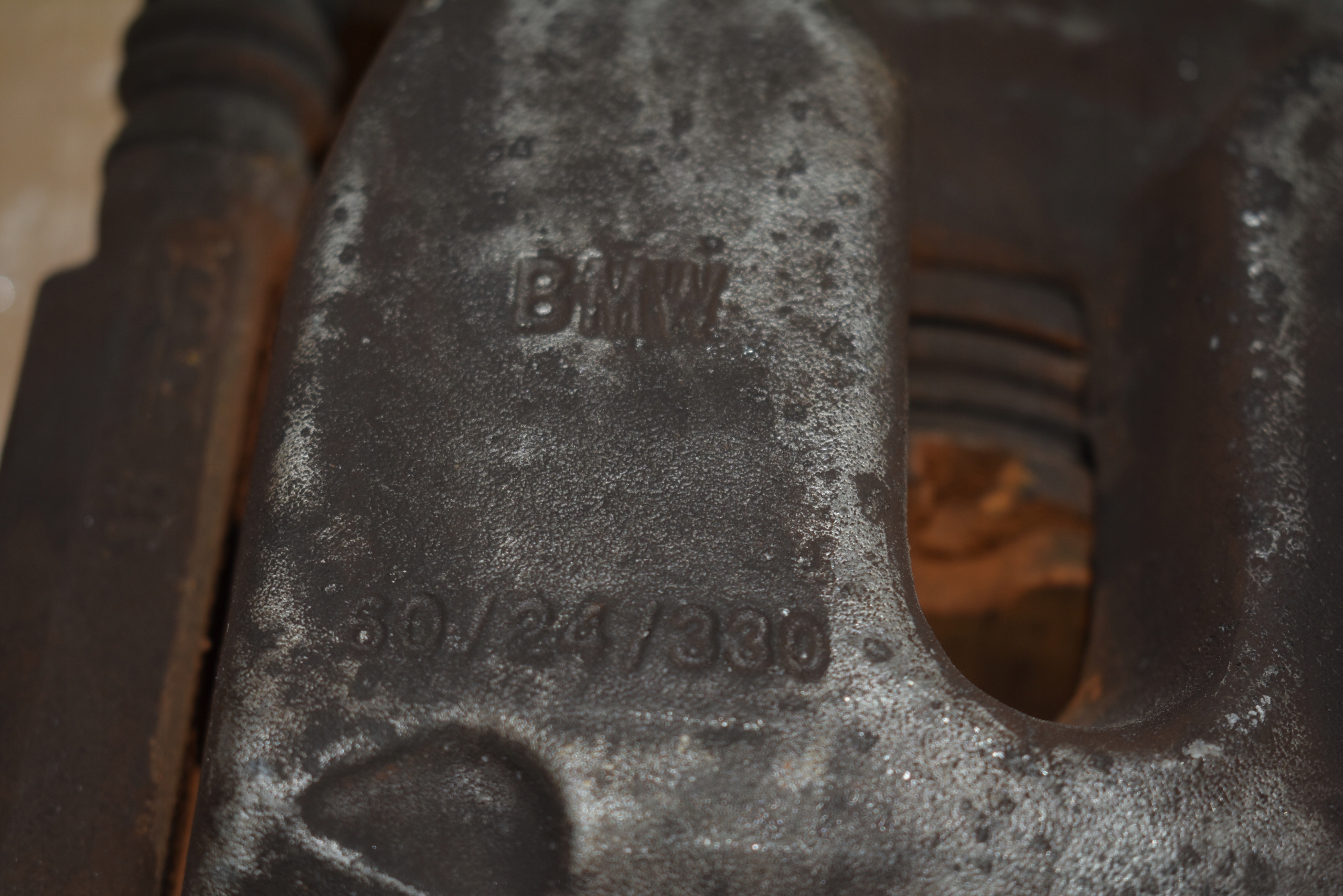 caliper front front right BMW G01 G02 G20 1