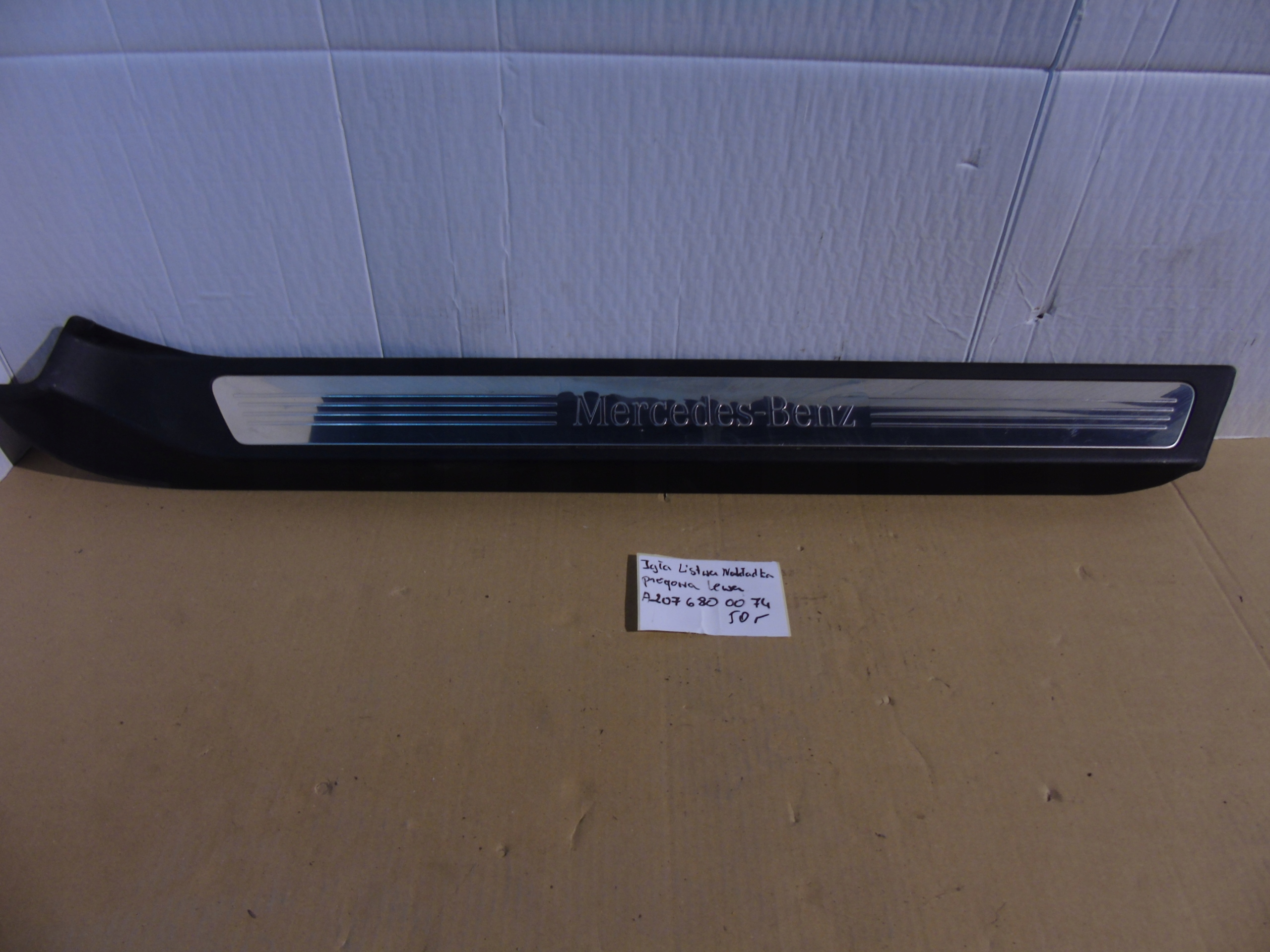 nice moulding cap threshold left MERCEDES W207 1