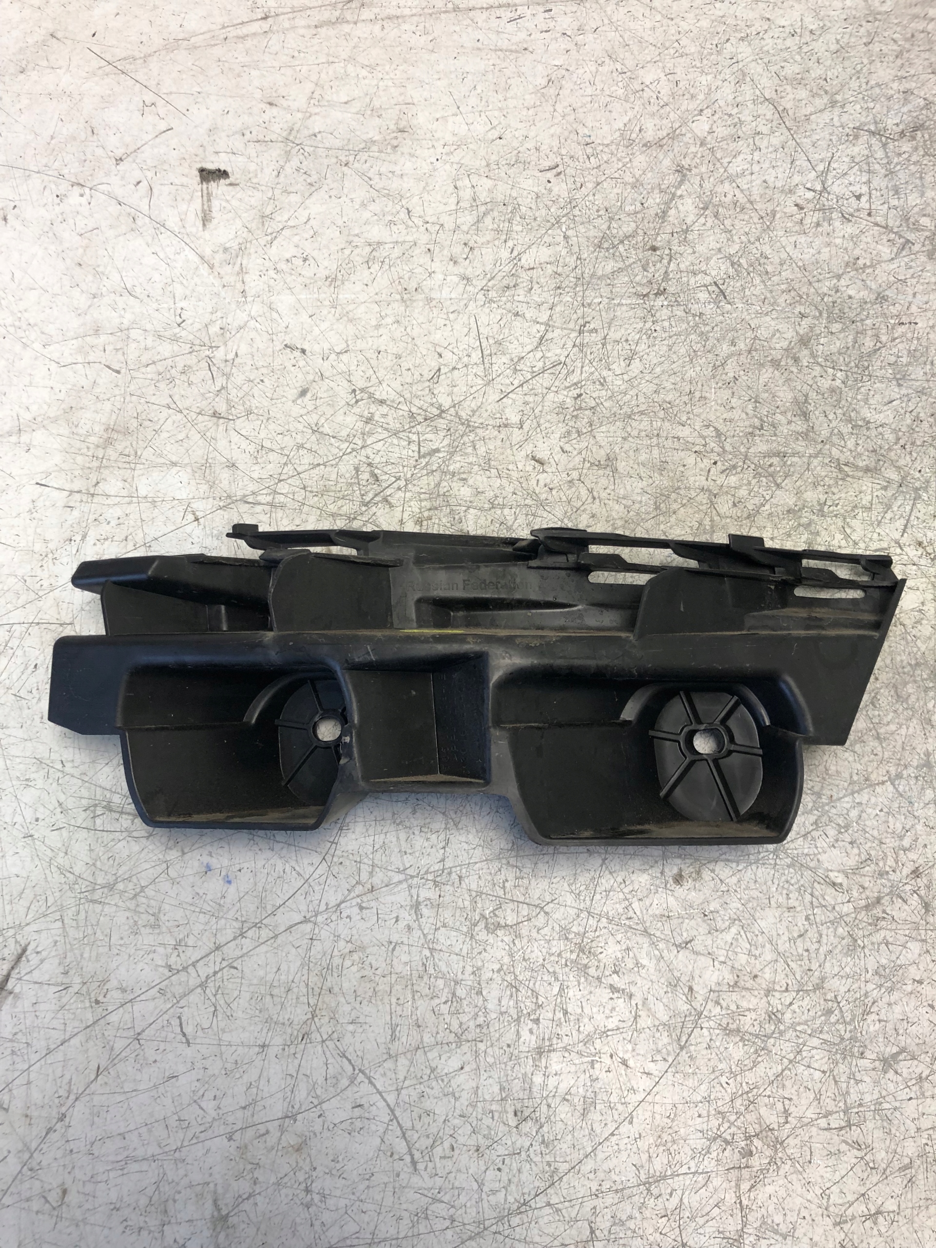 bumper bracket right rear part SKODA KODIAQ 565807394B