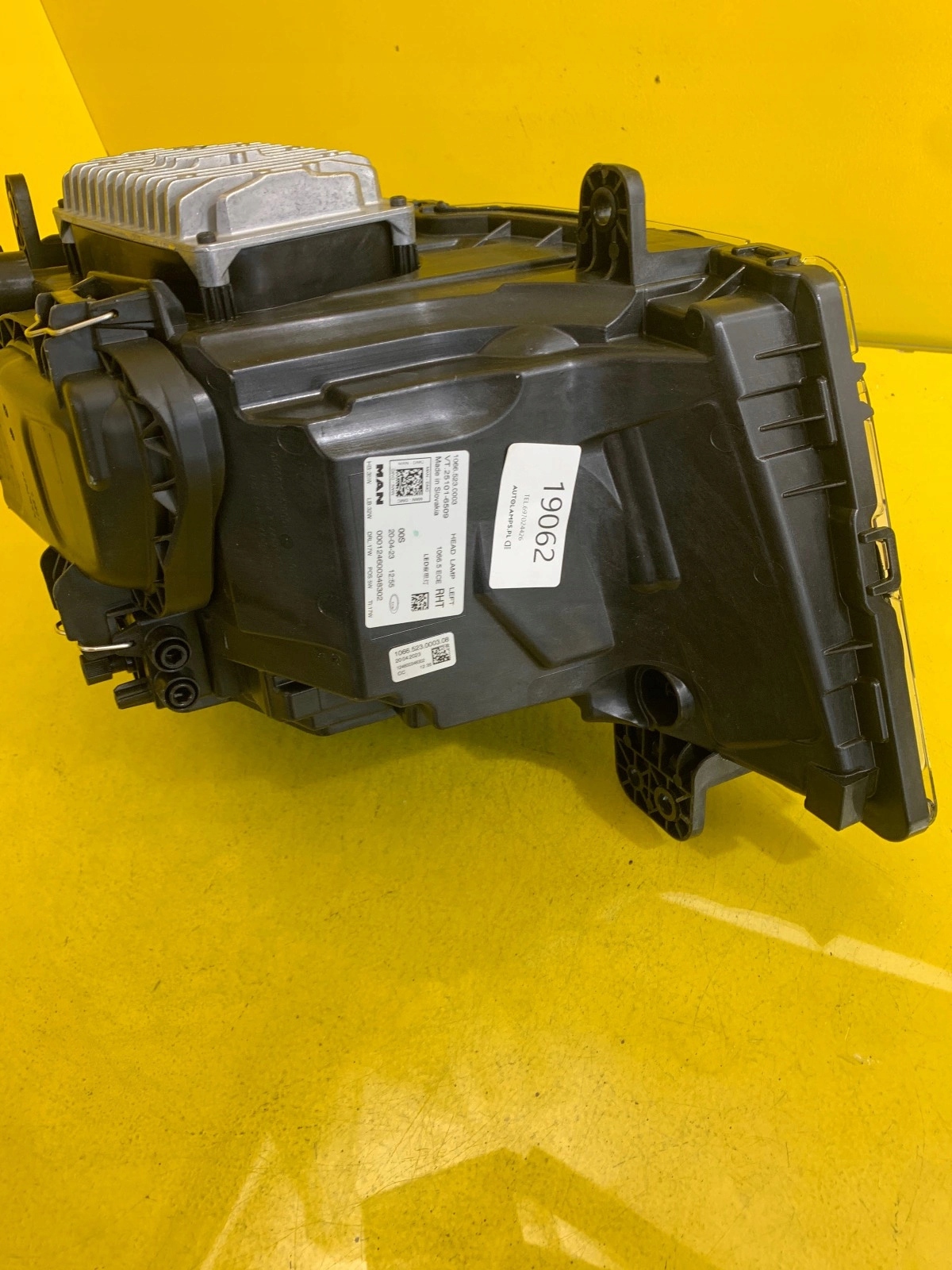 light left MAN TGX TGE TGS FULL LED VT251016509