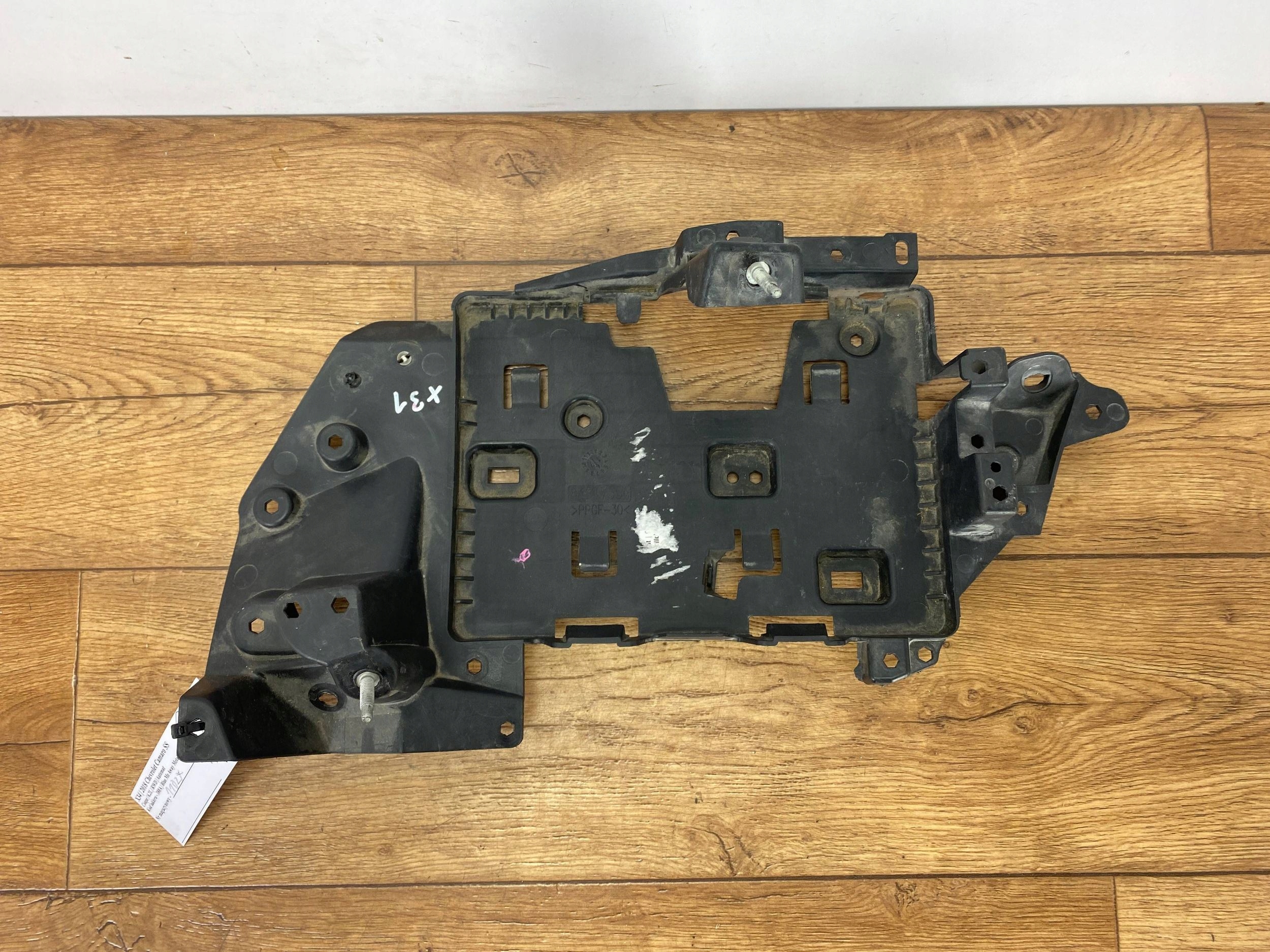 Support plaque komputera Moteur Chevrolet Camaro 2016+