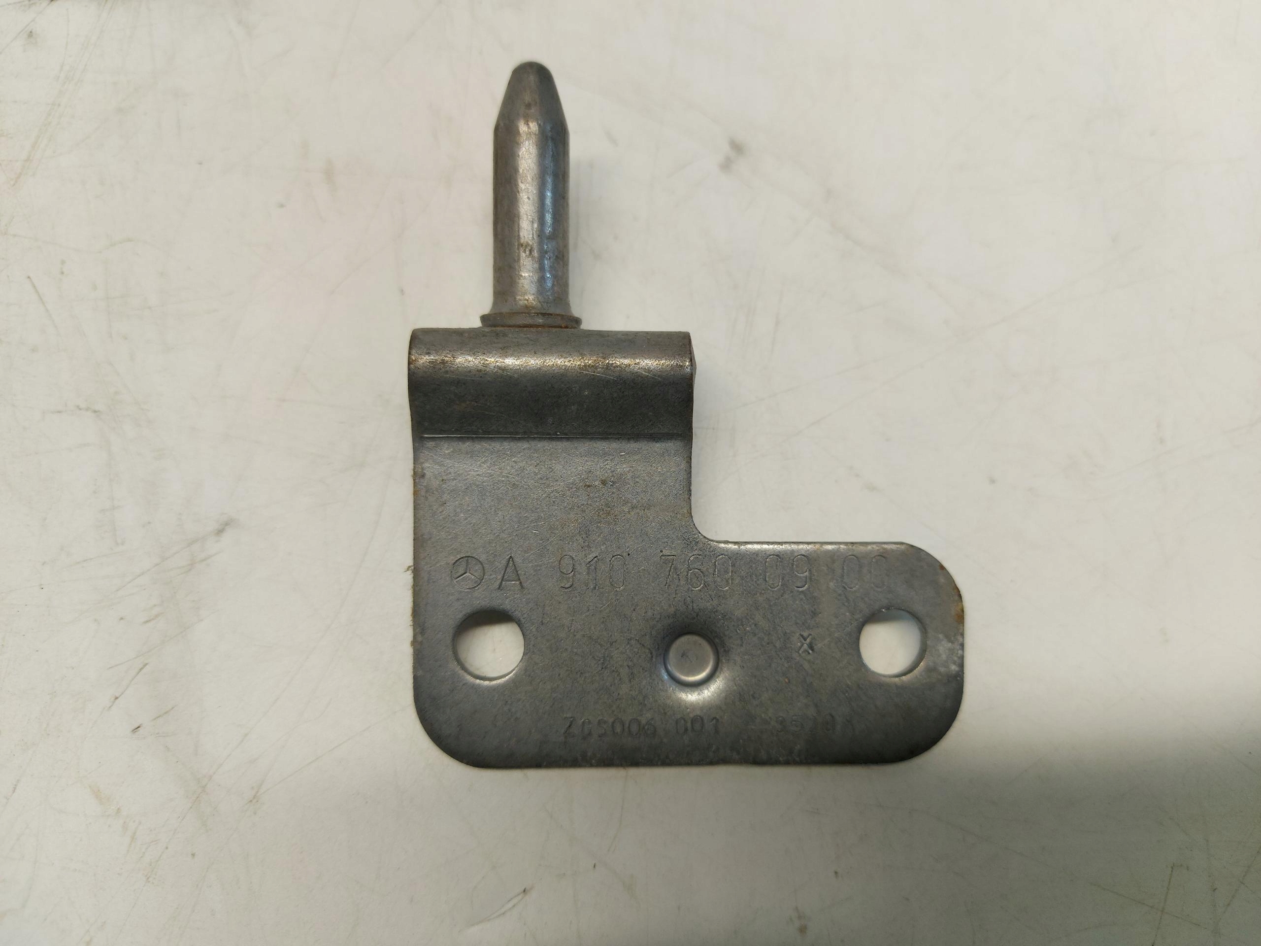 MERCEDES Sprinter W907 bracket holder boot A9107600900
