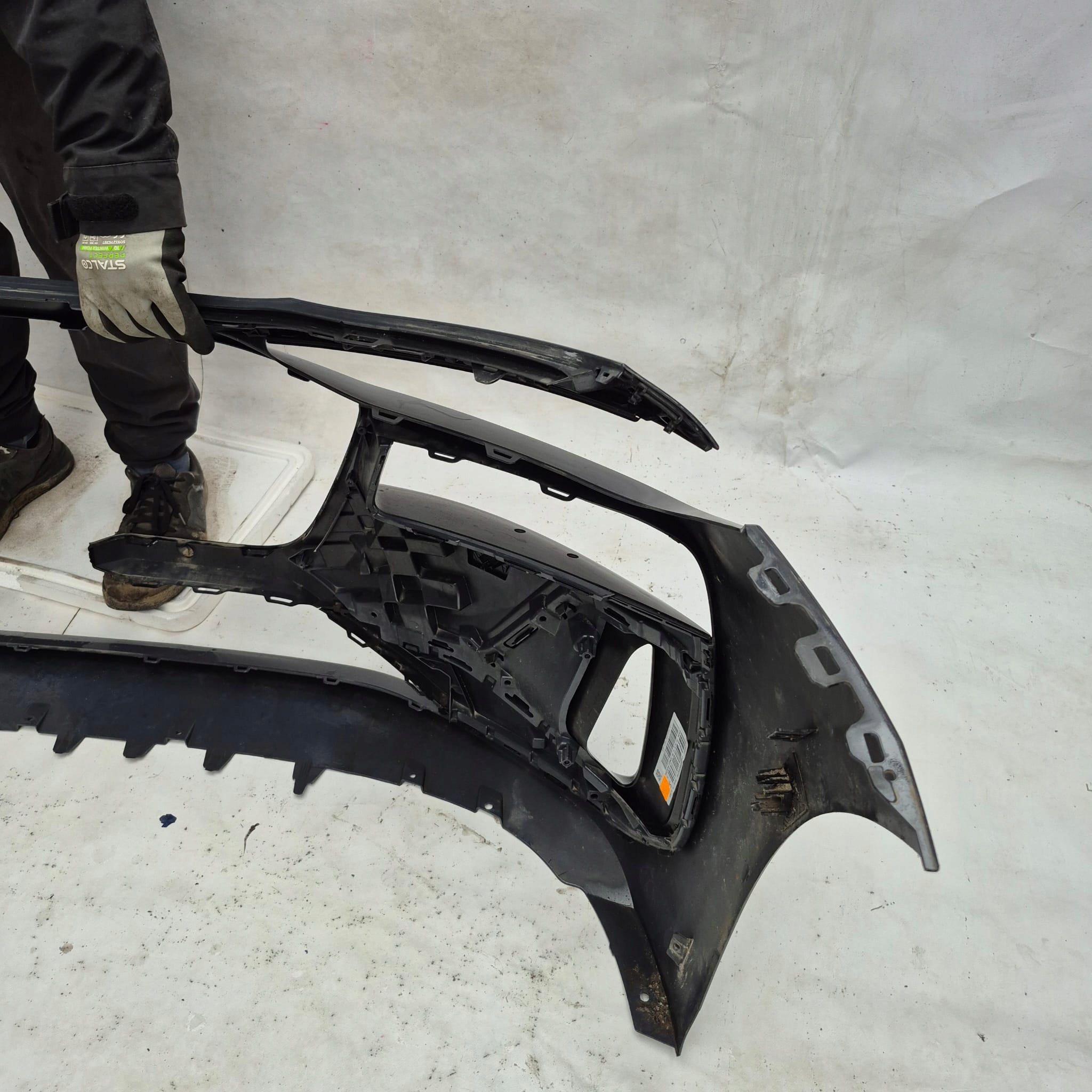 AUDI A6 C9 E-TRON S-LINE 85E 25- bumper front front PDC 85E807768B