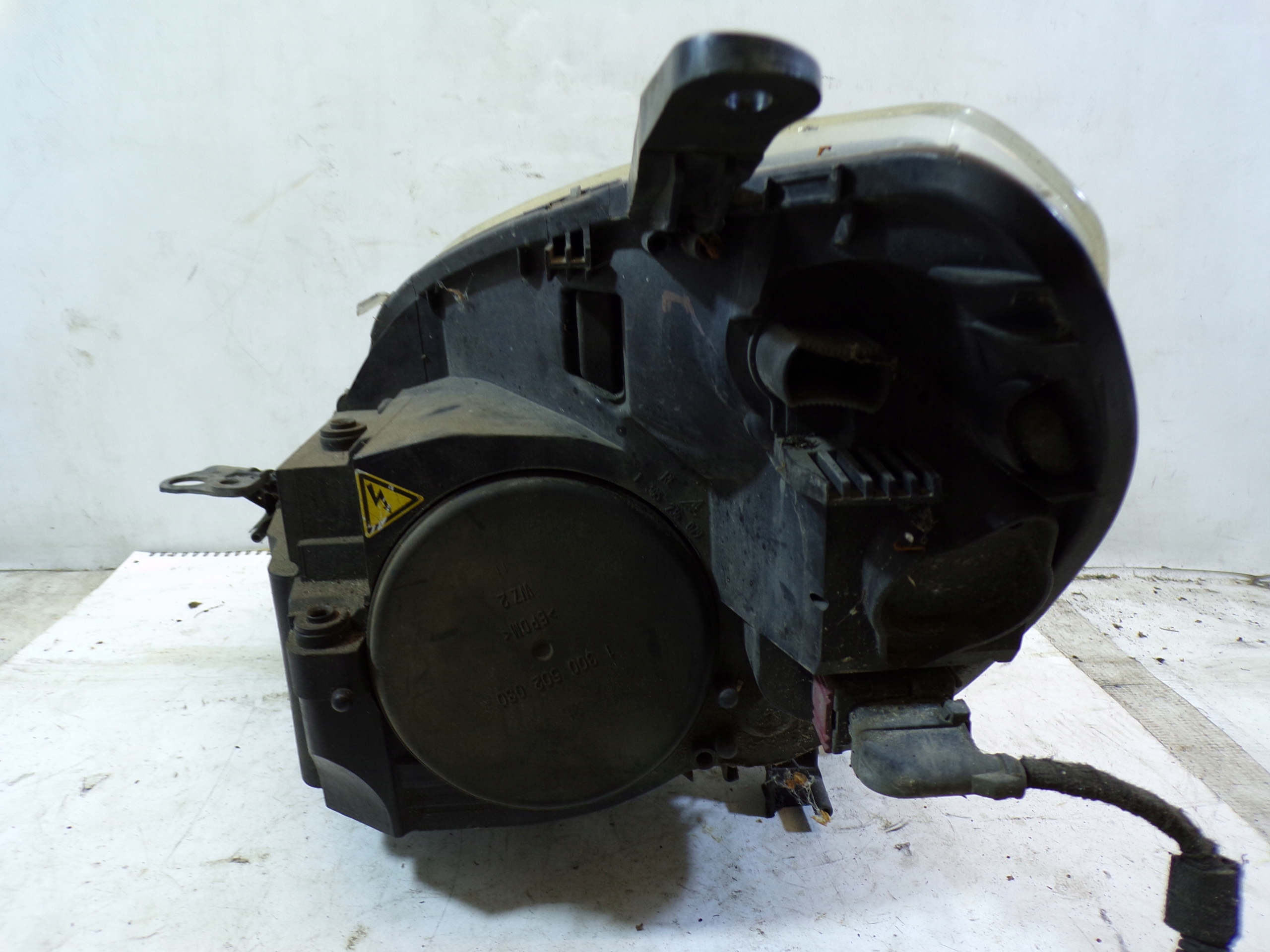 light front front right OPEL ZAFIRA B BI-XENON (K1)