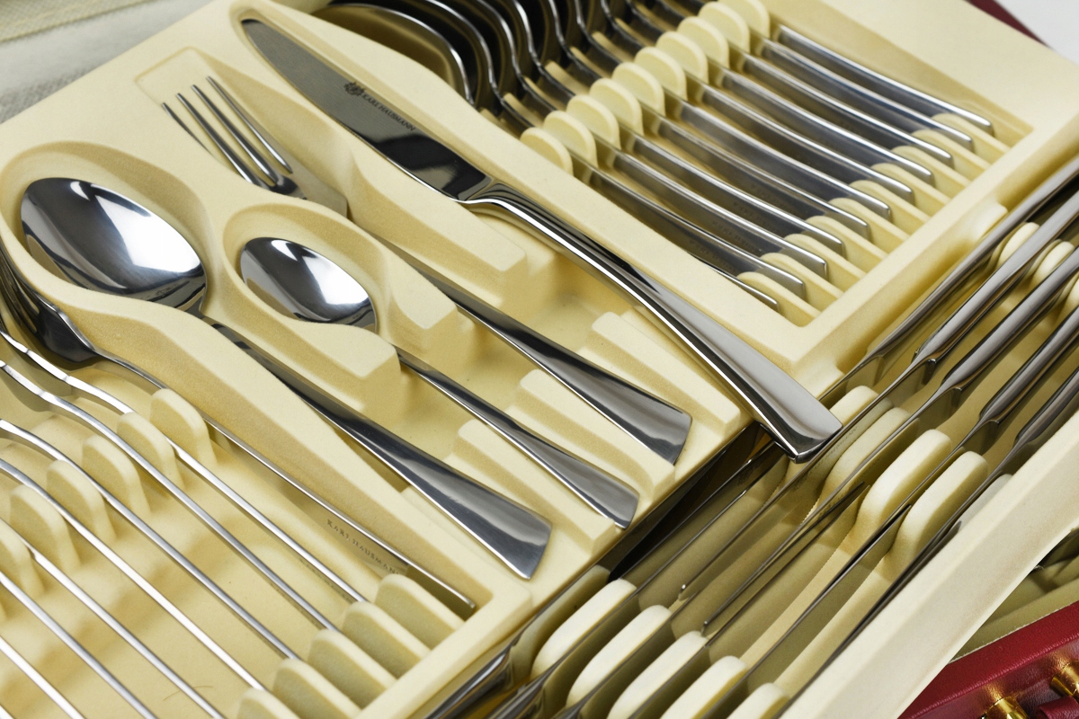 SZTUĆCE W WALIZCE 72 el WALIZKA ZESTAW DLA 12 OSÓB Linia ARIA