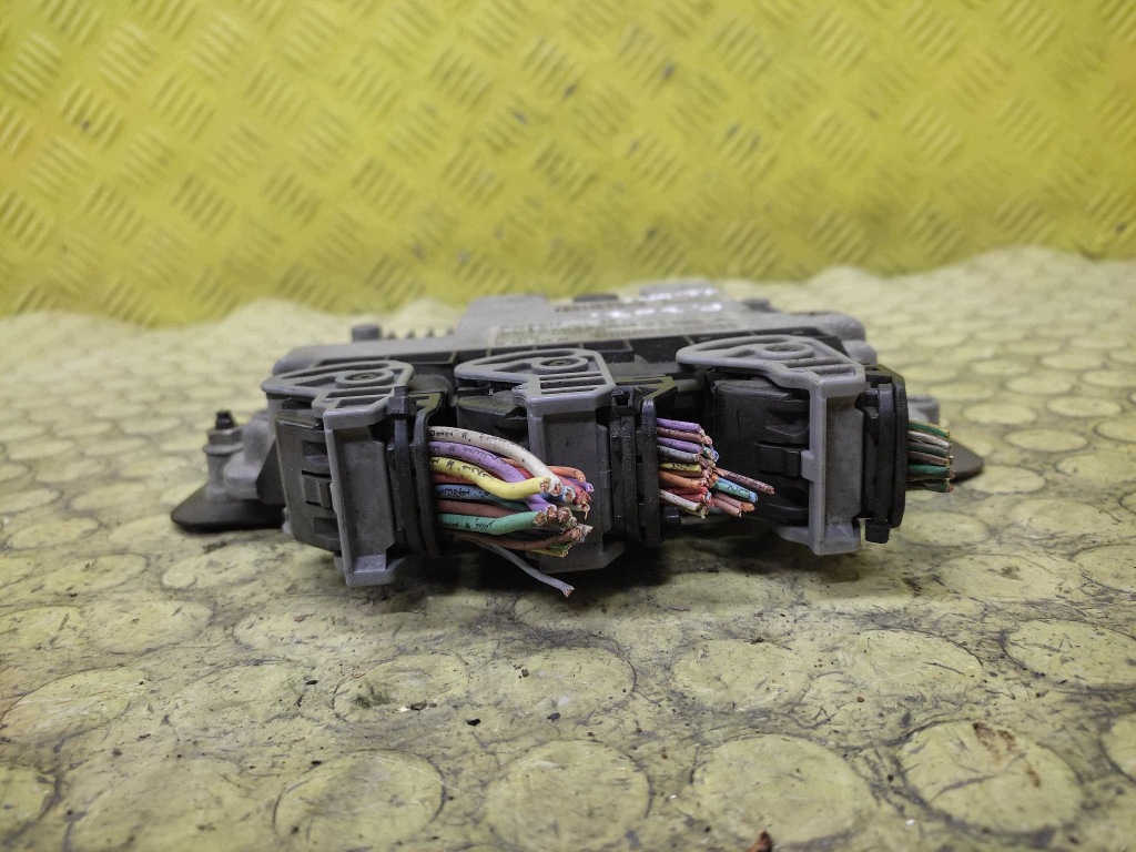 PEUGEOT 307 control unit of the engine 0281011803