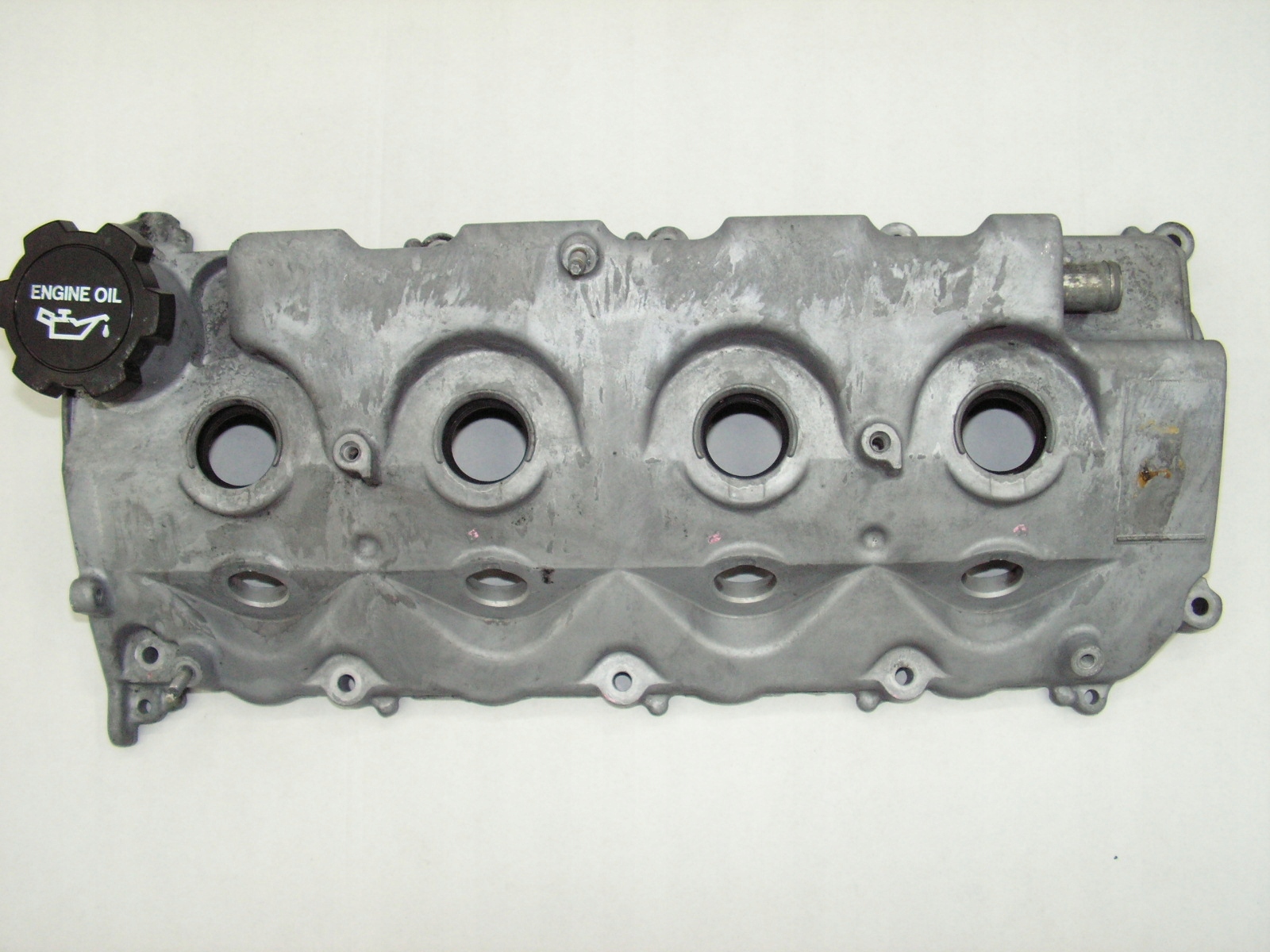 1CD - TOYOTA RAV4 2.0 D4D ODMA КРИШКА КЛАПАНА 116 КОНЕЙ