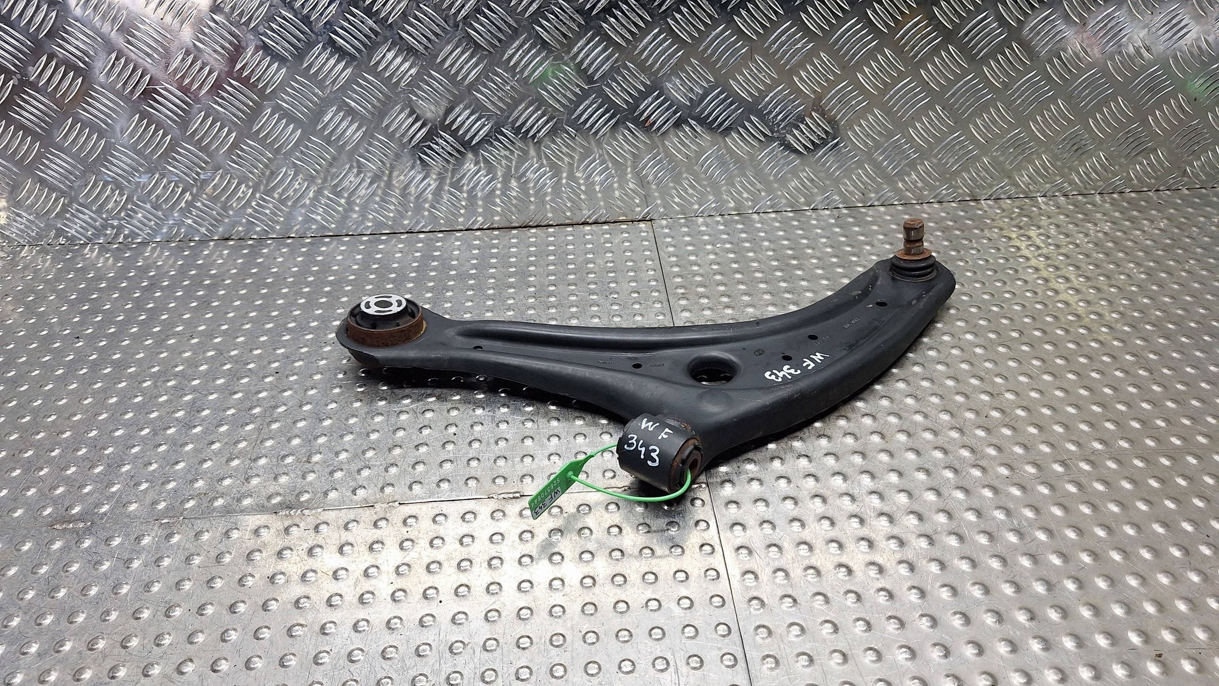 arm left front H1BC-3051L FORD FIESTA MK8