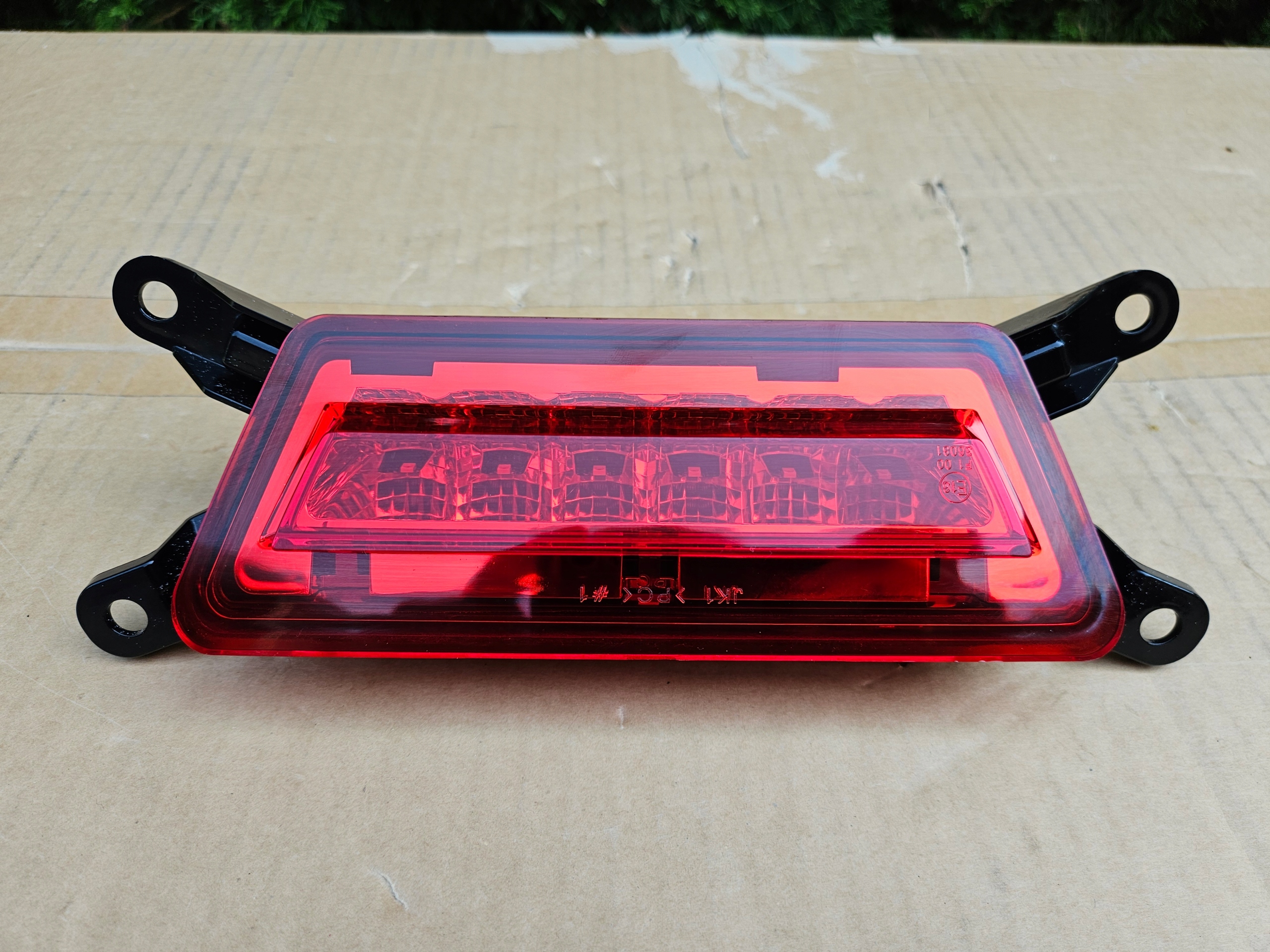 задний фонарь в бампер Hyundai Genesis GV70 и 1 2020-