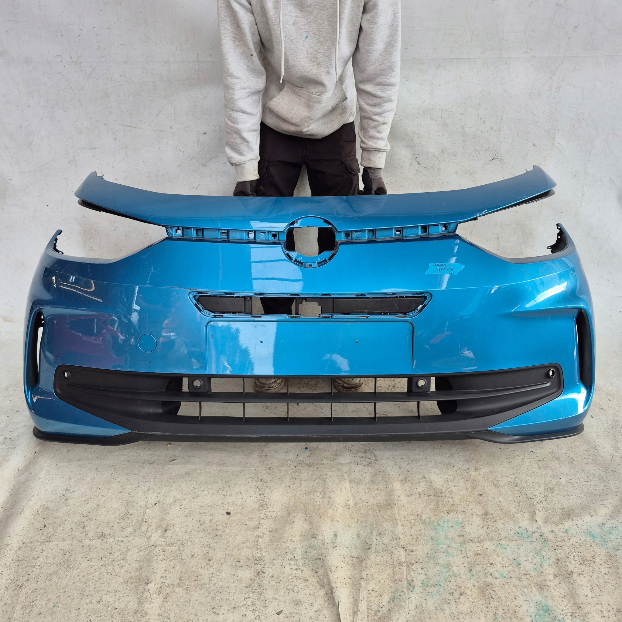 VW ID3 ID.3 10A LIFT 23- front bumper front PDC 10A807221A