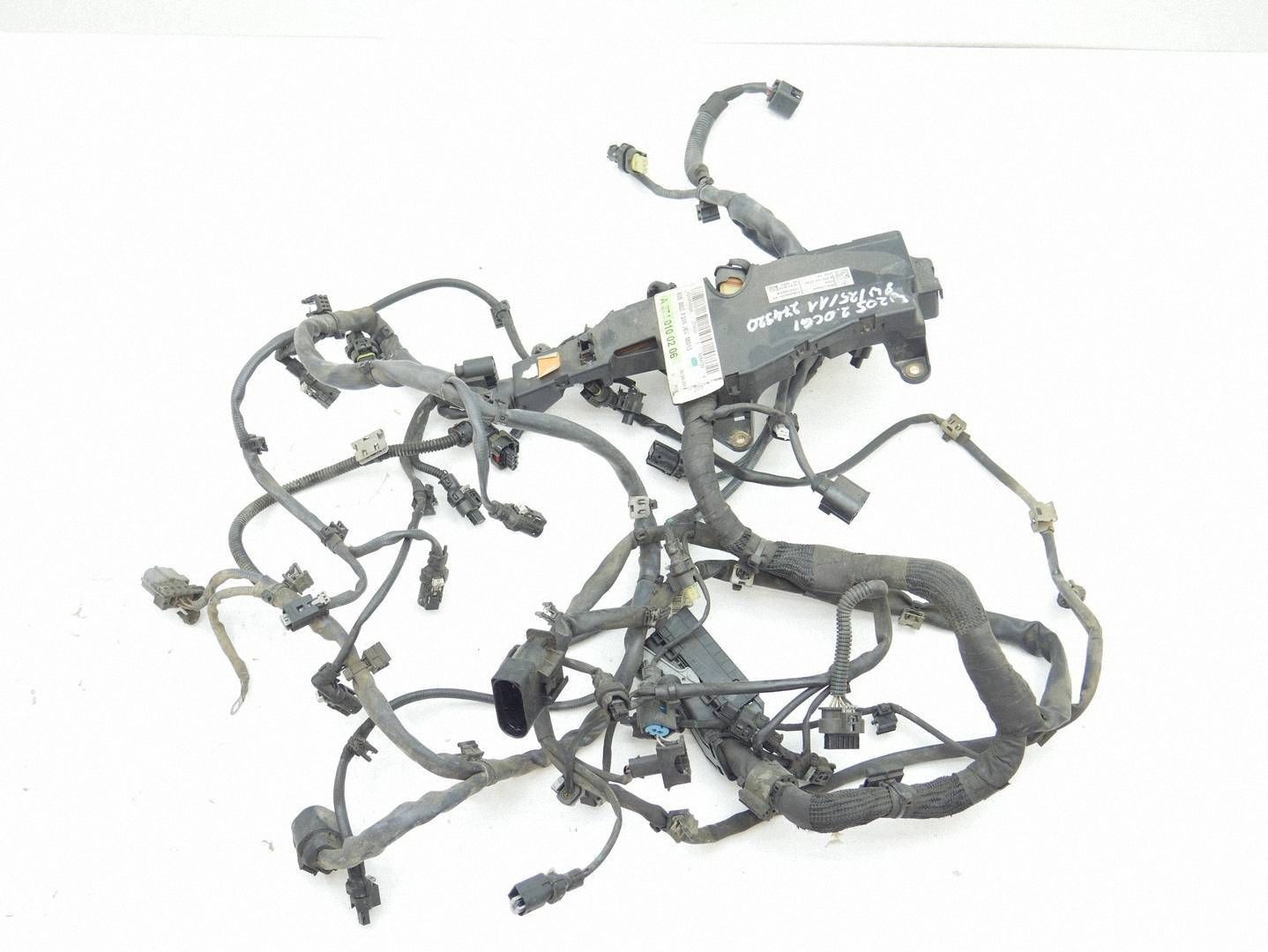 bundle motor wiring MERCEDES C W205 2.0 CGI A2740100206
