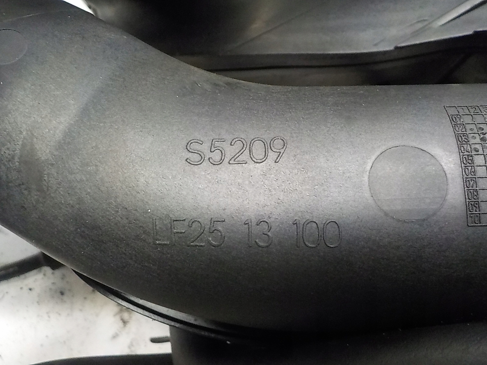 MAZDA 6 and intake manifold LF2513100 1.8 16V petrol
