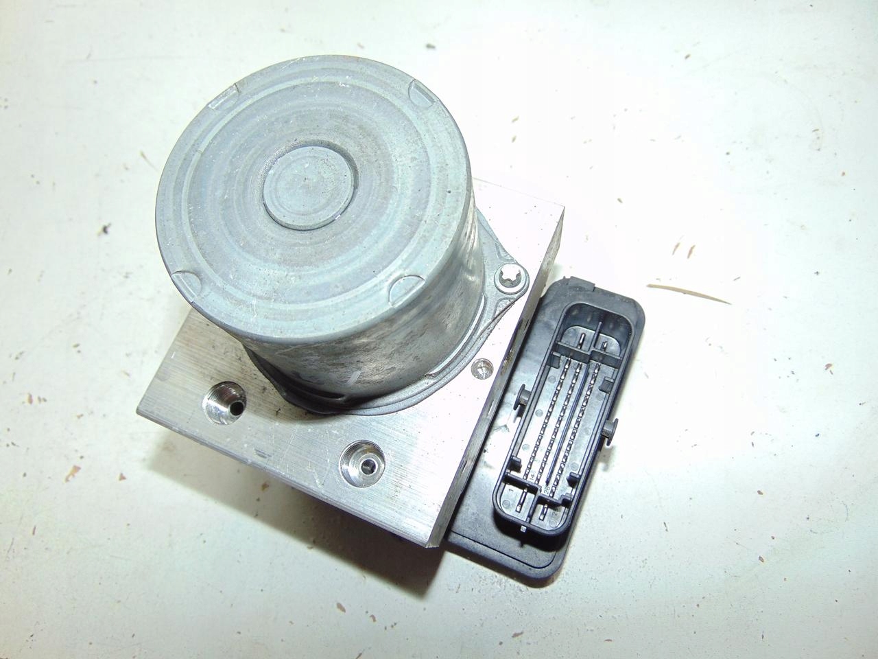 насос ABS оригинал opel ASTRA K V 39064664 0265256728